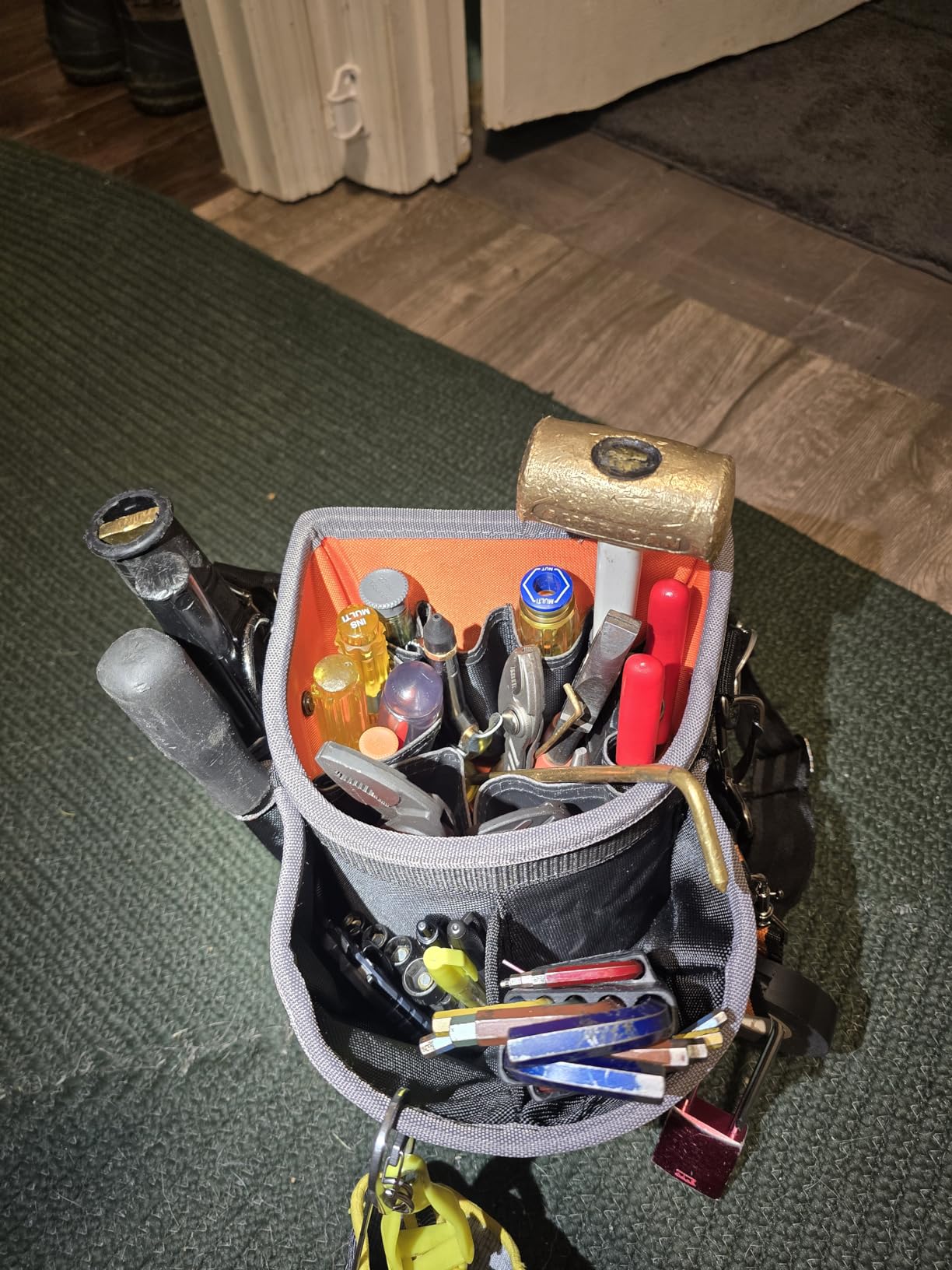 Klein Tools 55419SP-14 Tool Bag with Shoulder Strap Has 14 Pockets for Tool Storage, Can Fit Long Screwdrivers customer photo 1