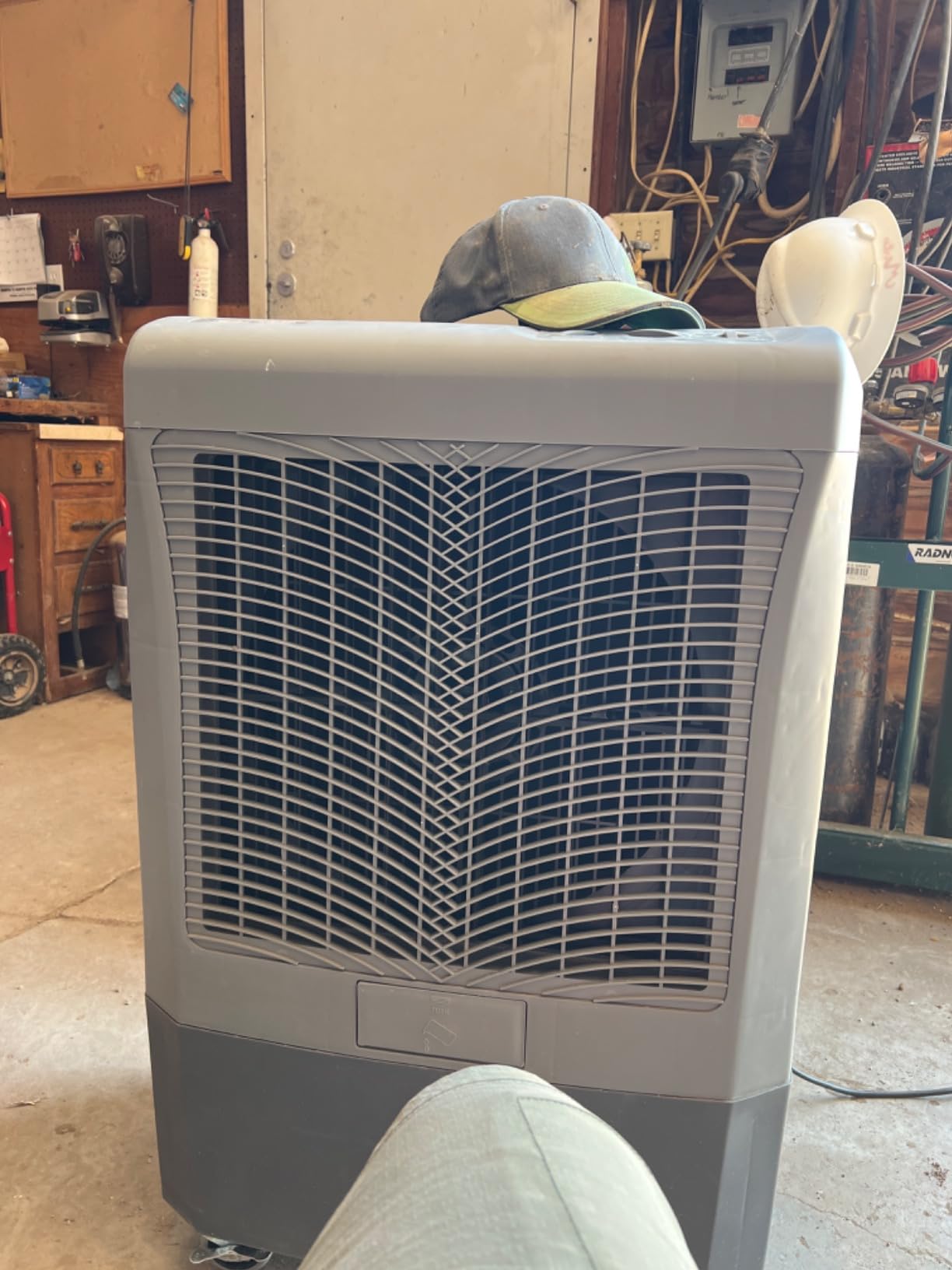 Hessaire MC37M 3100CFM Evaporative Cooler customer photo 2