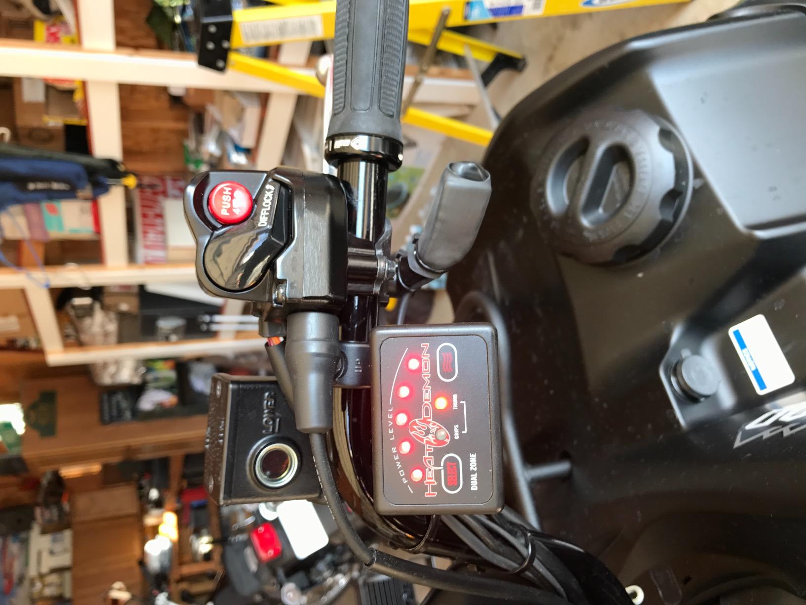 Heat Demon 215047 Dual Zone ATV Clamp-On Heated Grip Kit customer photo 1