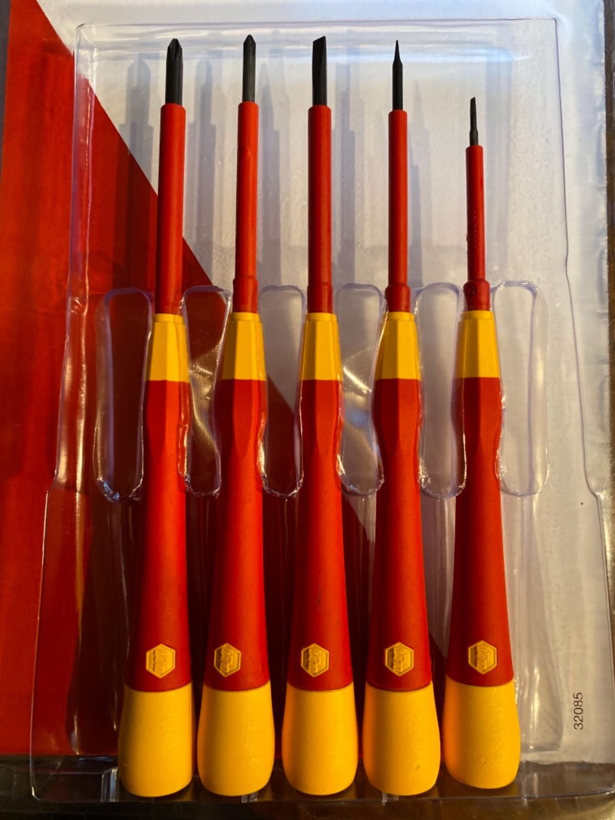 32085 PicoFinish Insulated Precision Screwdriver Set, 5-Piece Kit, 1000V VDE certified, made in Germany customer photo 2