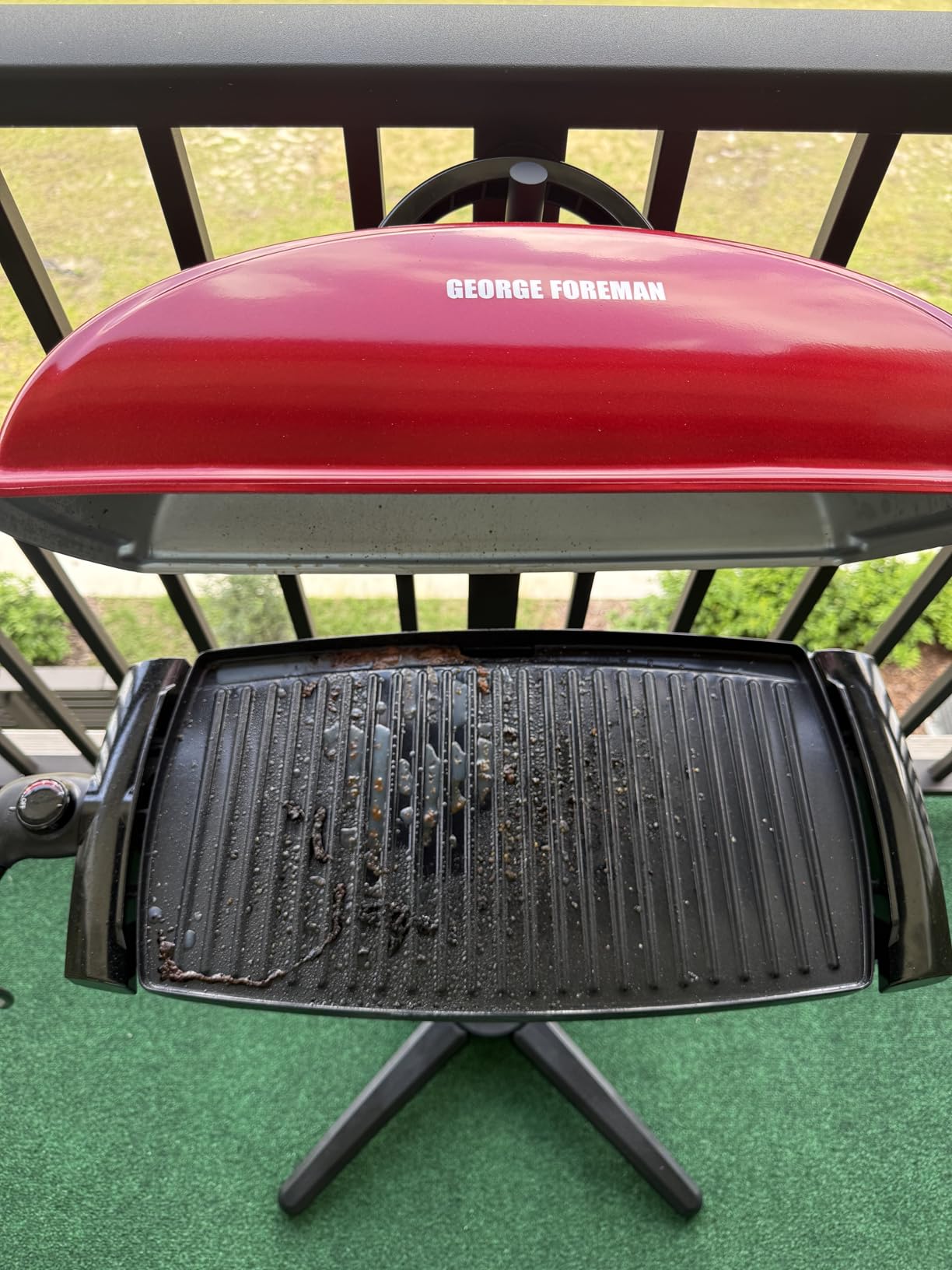 George Foreman Indoor/Outdoor Electric Grill with Stand customer photo 2