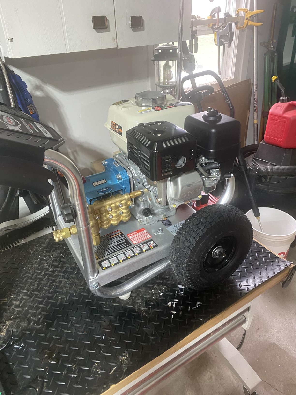 Simpson Cleaning 3400 PSI Gas Pressure Washer, 2.5 GPM Power Washer for Commercial Use, Honda GX200 Engine, 25-Foot Hose, Aluminum Series, 49-State (ALH3228-S) customer photo 2