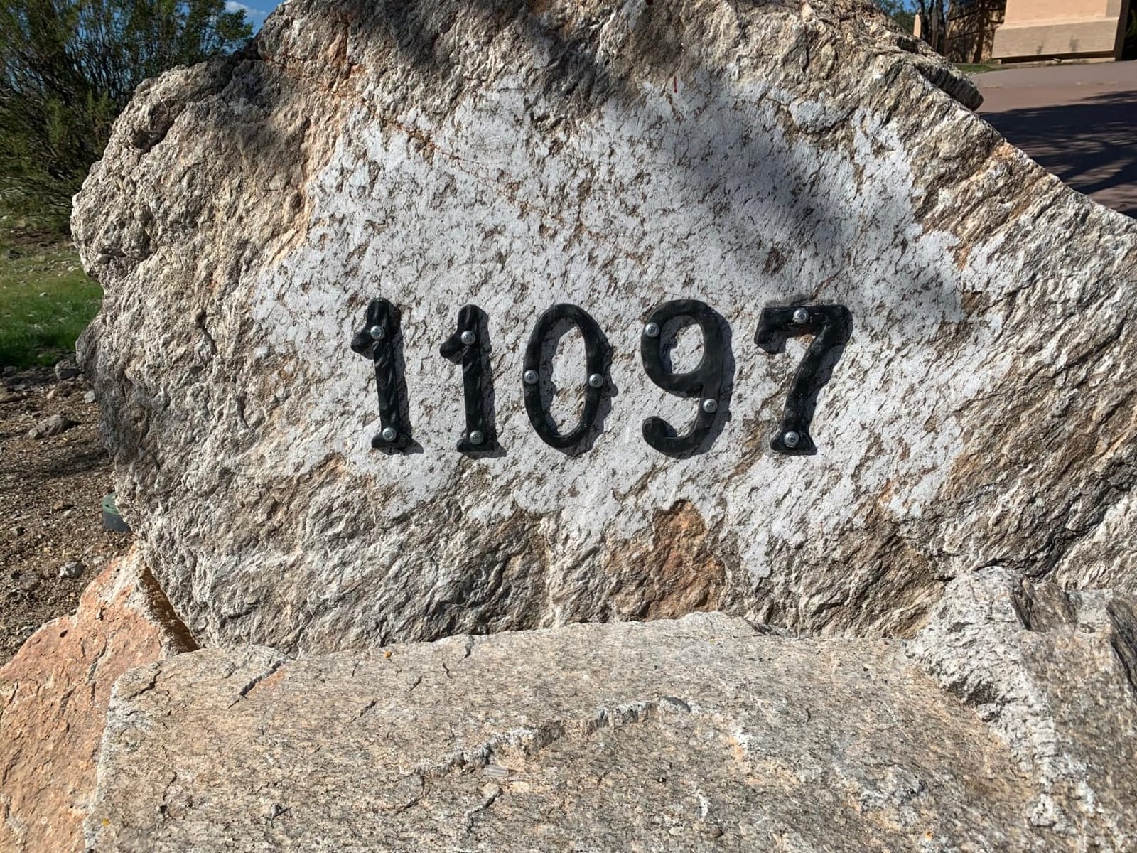 NACH House Numbers for Outside, 5.5 inch Black Address Numbers for House - Number 4 - Rustic Numbers for Outside with Mounting Hardware customer photo 1