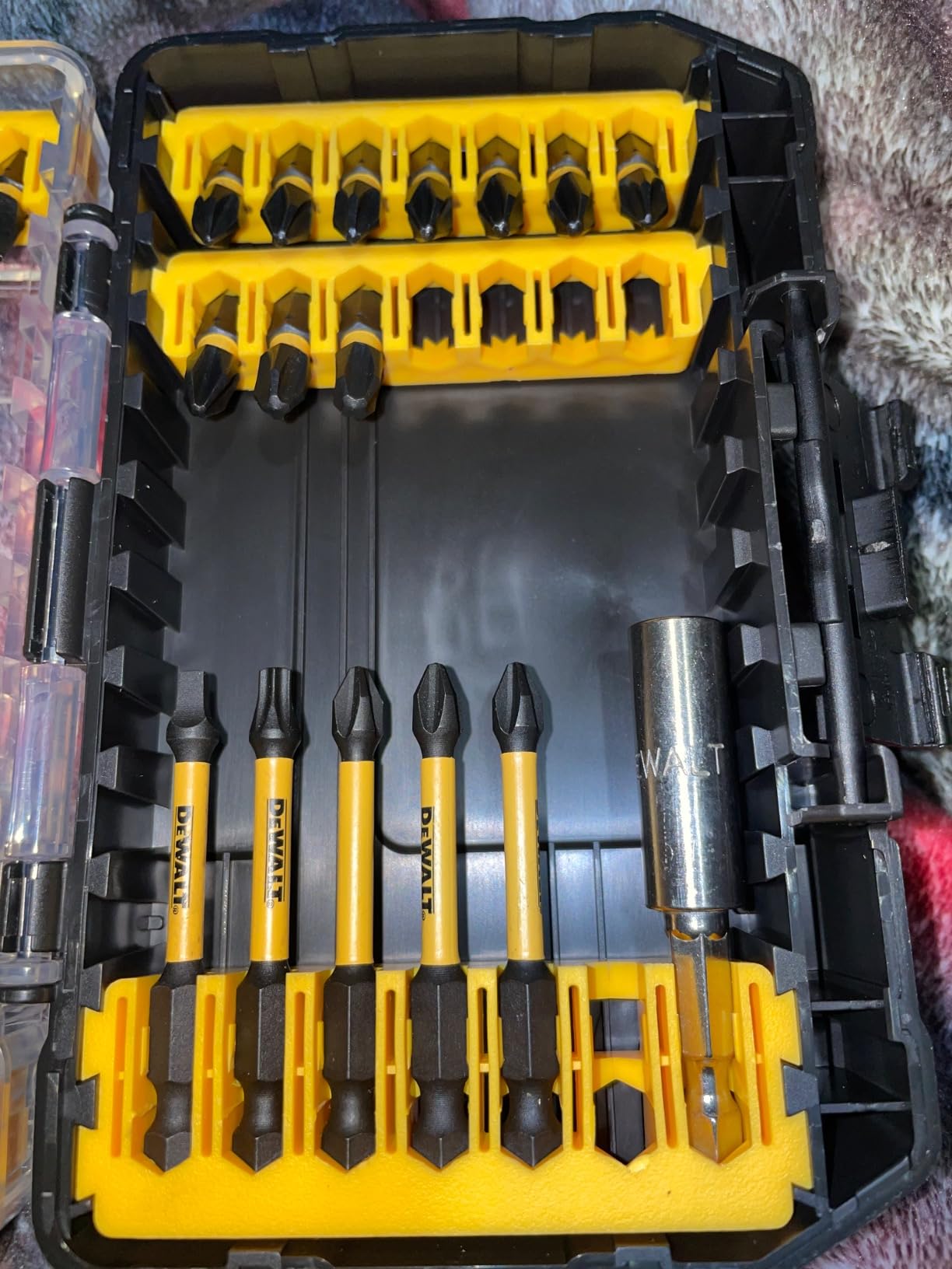 DEWALT Screwdriver Bit Set, 100 Pc Impact Driver Bit Set with Drill Bits, Magnetic Holder and Nut Drivers, FlexTorq Impact Ready, ToughCase Included (DWA2FTS100) customer photo 1