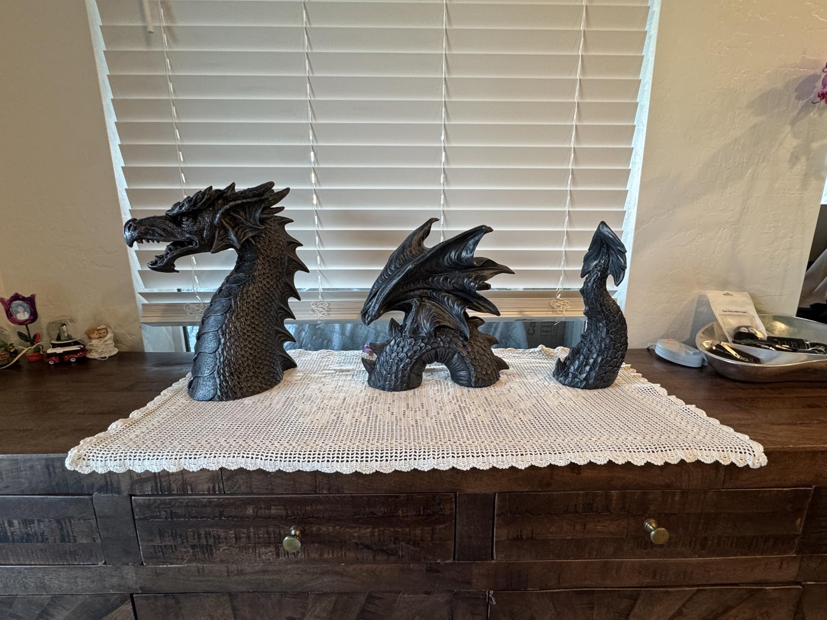 Design Toscano The Dragon of Falkenberg Castle Moat Lawn Garden Statue, 28 Inch Long, 14 Inch Tall, Cast Stone Resin, Gray Stone Finish customer photo 2