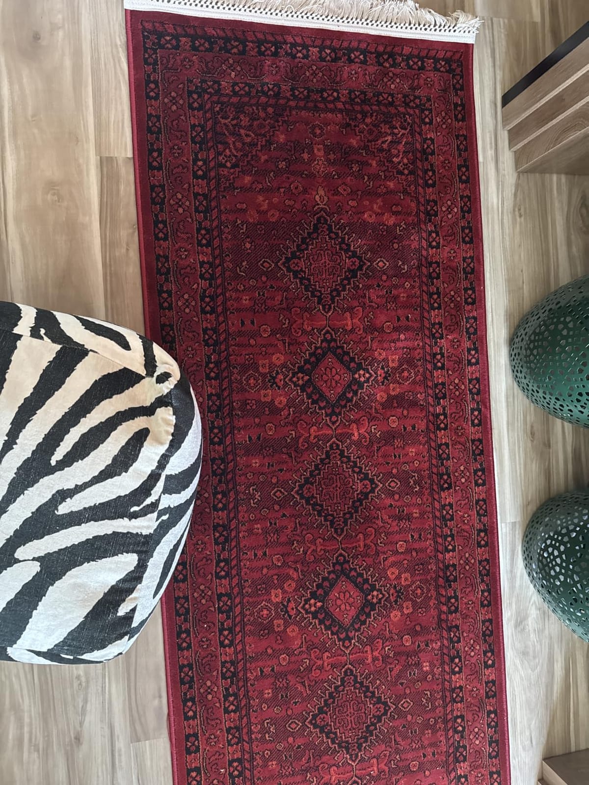 Unique Loom Tekke Collection Area Rug - Sheibani (6' 1