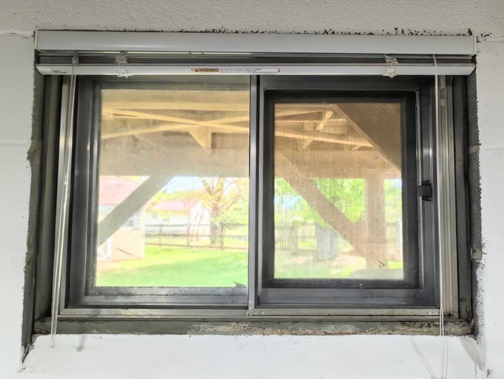 VBSI3222PR Vinyl Basement Slider Window, 32