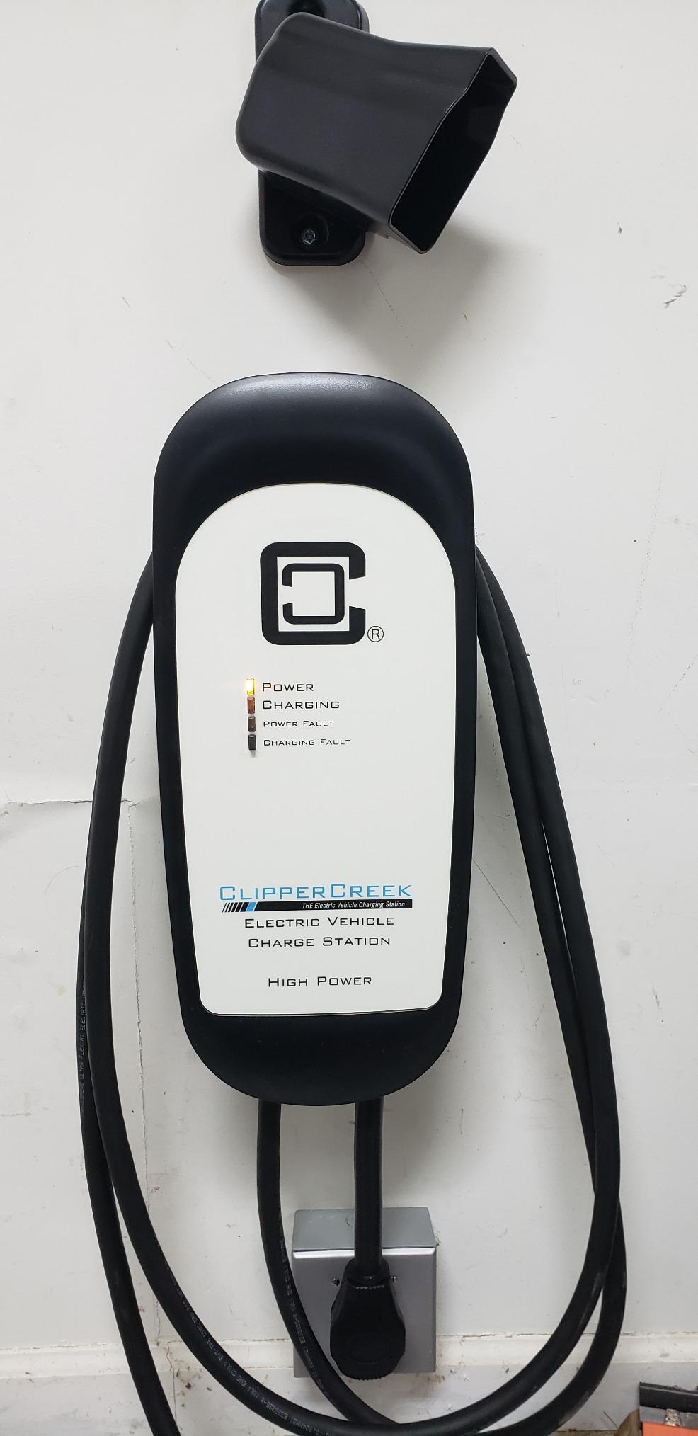 32 Amp Plug-in Level 2 EV Charger for Home, Enphase HCS-40 (Formerly ClipperCreek), NEMA 14-50, 5-Year Warranty, 25 ft Cable, J1772 Connector, up to 31 Miles of Range per Hour customer photo 1