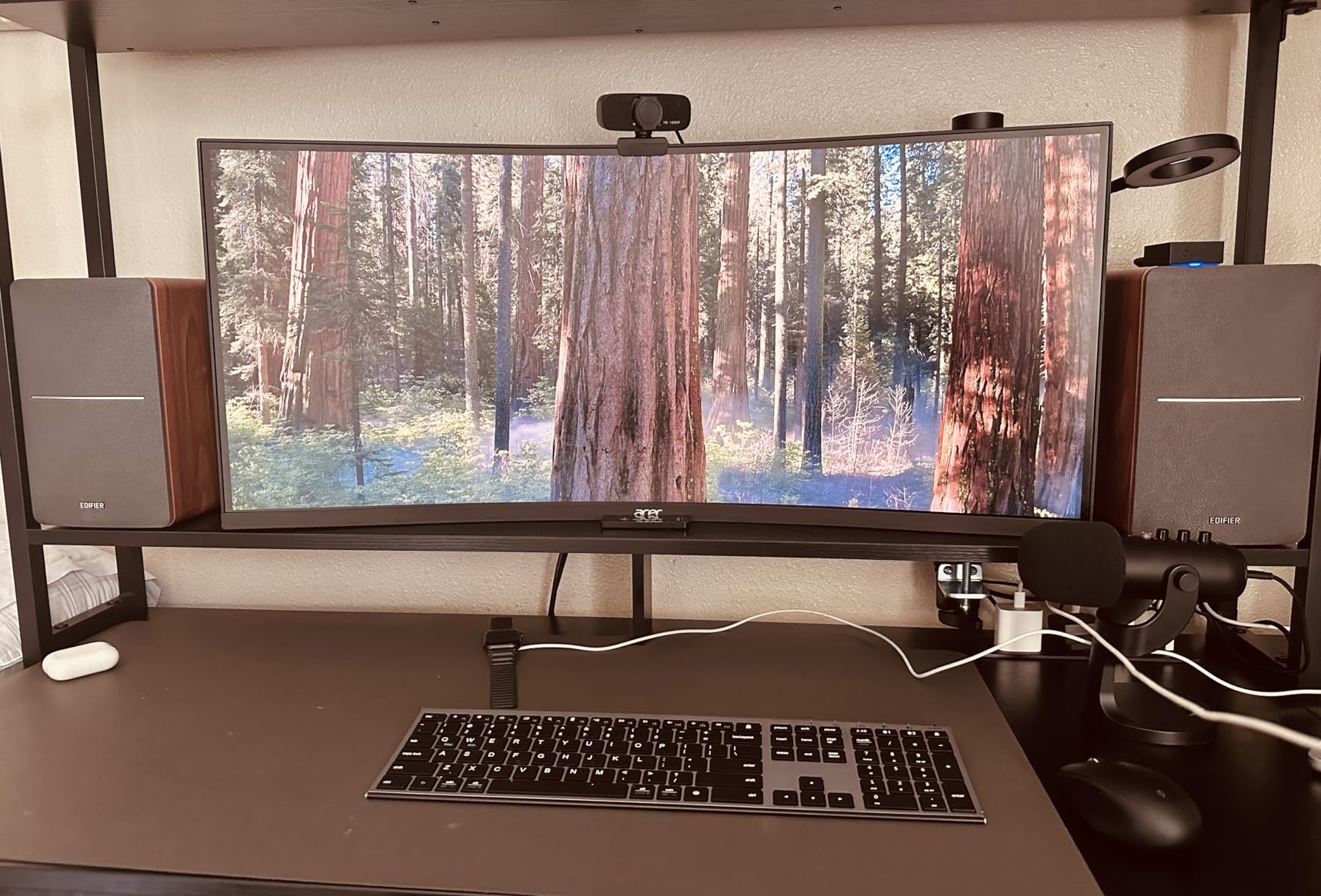 Edifier R1280T Powered Bookshelf Speakers -2.0 Near Field Studio Monitor customer photo 2