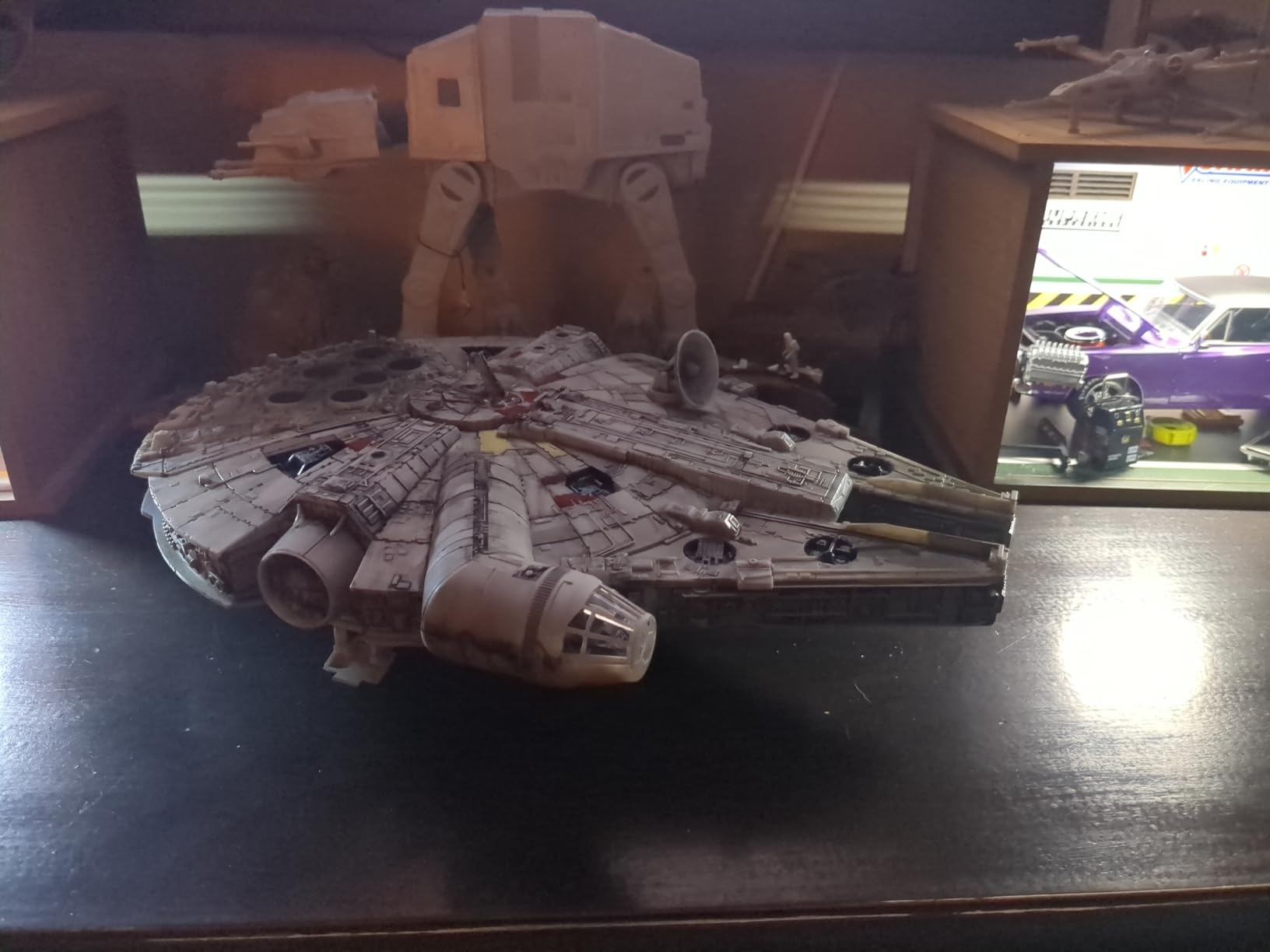 Revell SnapTite MAX Star Wars Episode VII Millennium Falcon Model Kit customer photo 2