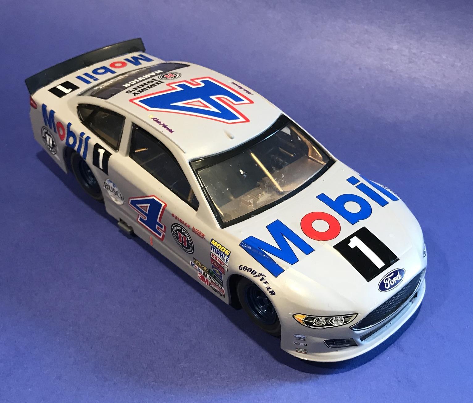 Revell SnapTite MAX NASCAR #2 Brad Keselowski Blue Deuce Ford Fusion Model Kit customer photo 1