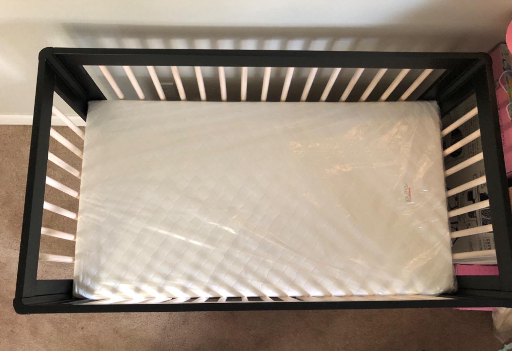 Babyletto Pure Core Crib Mattress, Hybrid Quilted Waterproof Cover, 2-Stage, Greenguard Gold Certified customer photo 1