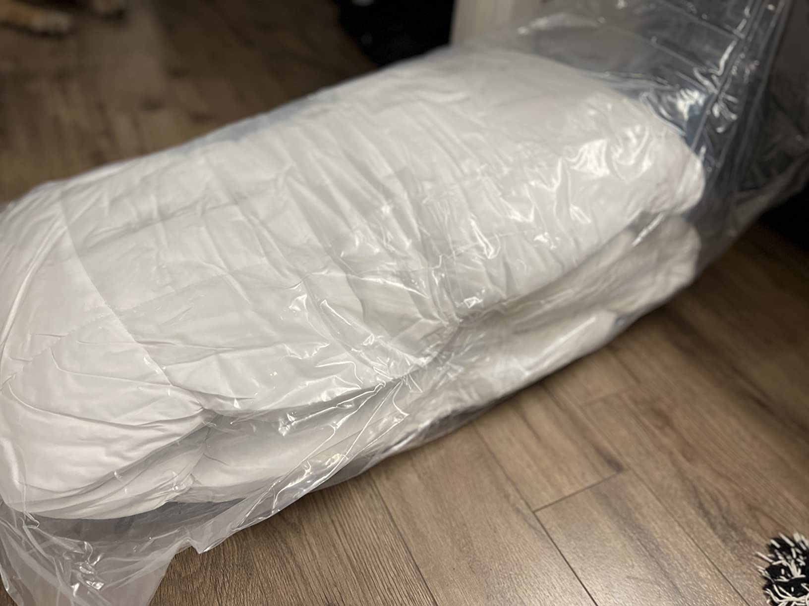 Down Alternative Comforter King Size - Fluffy Duvet Insert - Premium Plush All Season - Luxury Breathable Hotel Cooling Comforter - King, White, 104x86 inches - Comes Compressed Packaging customer photo 1