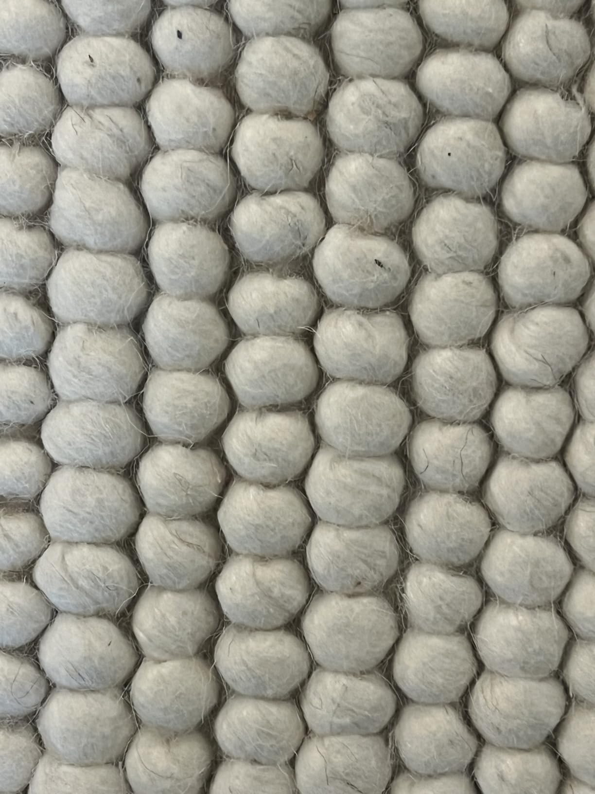 SAFAVIEH Natura Area Rug 5x8 Wool Knotted, Ivory NAT620A customer photo 1
