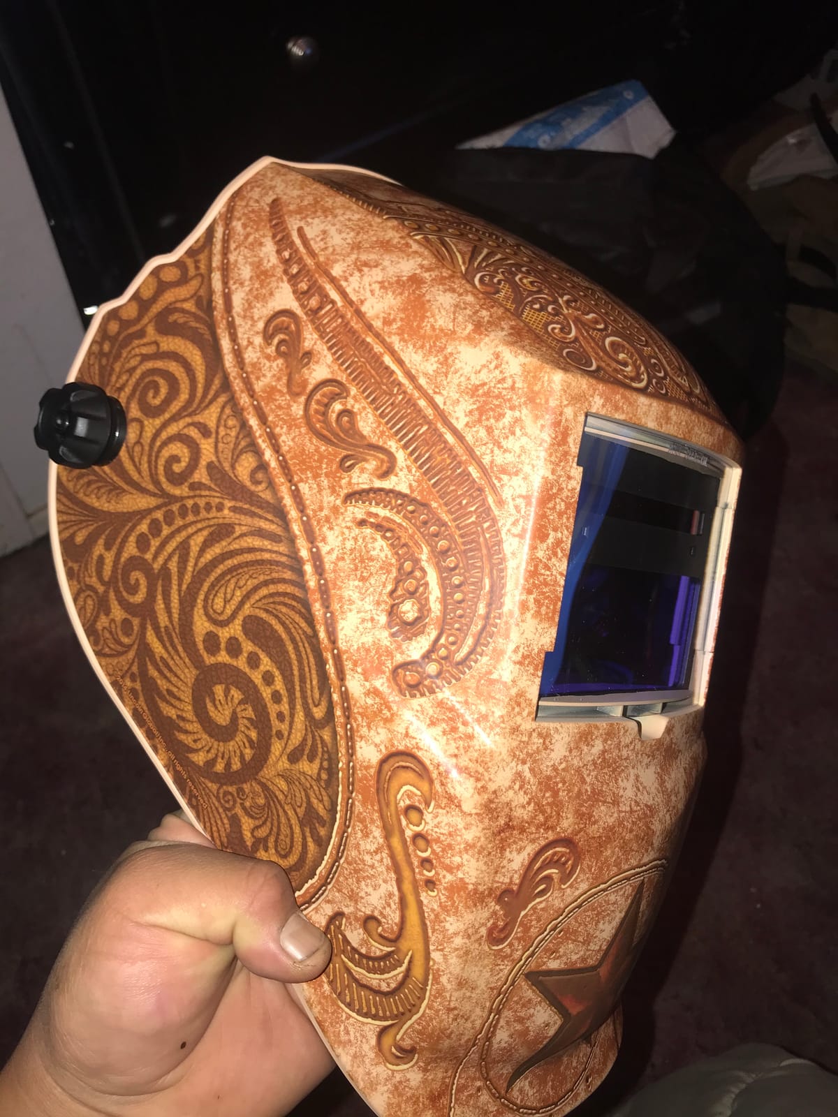 Lincoln Electric K4134-1 Welding Helmet, Brown, Ratchet, Plastic customer photo 2