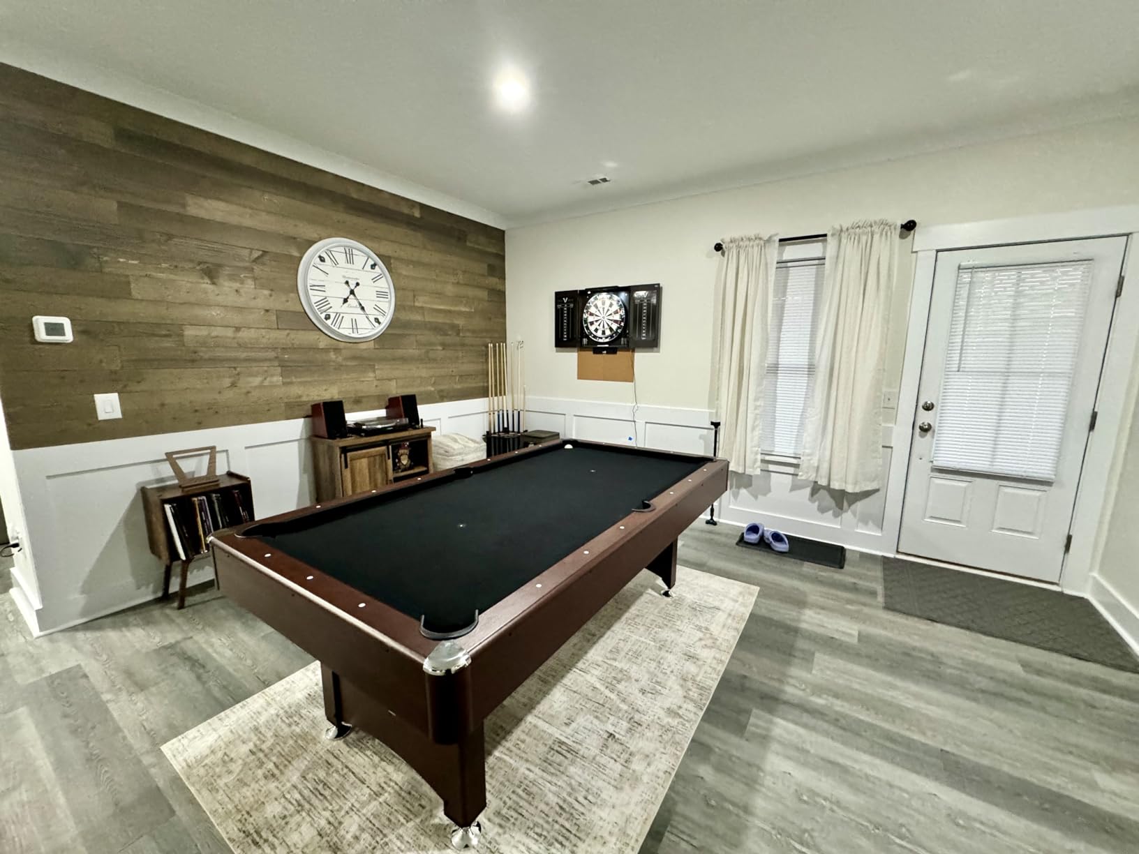 Viper by GLD Products Stadium Cabinet & Shot King Sisal/Bristle Dartboard Play-Ready Bundle customer photo 1