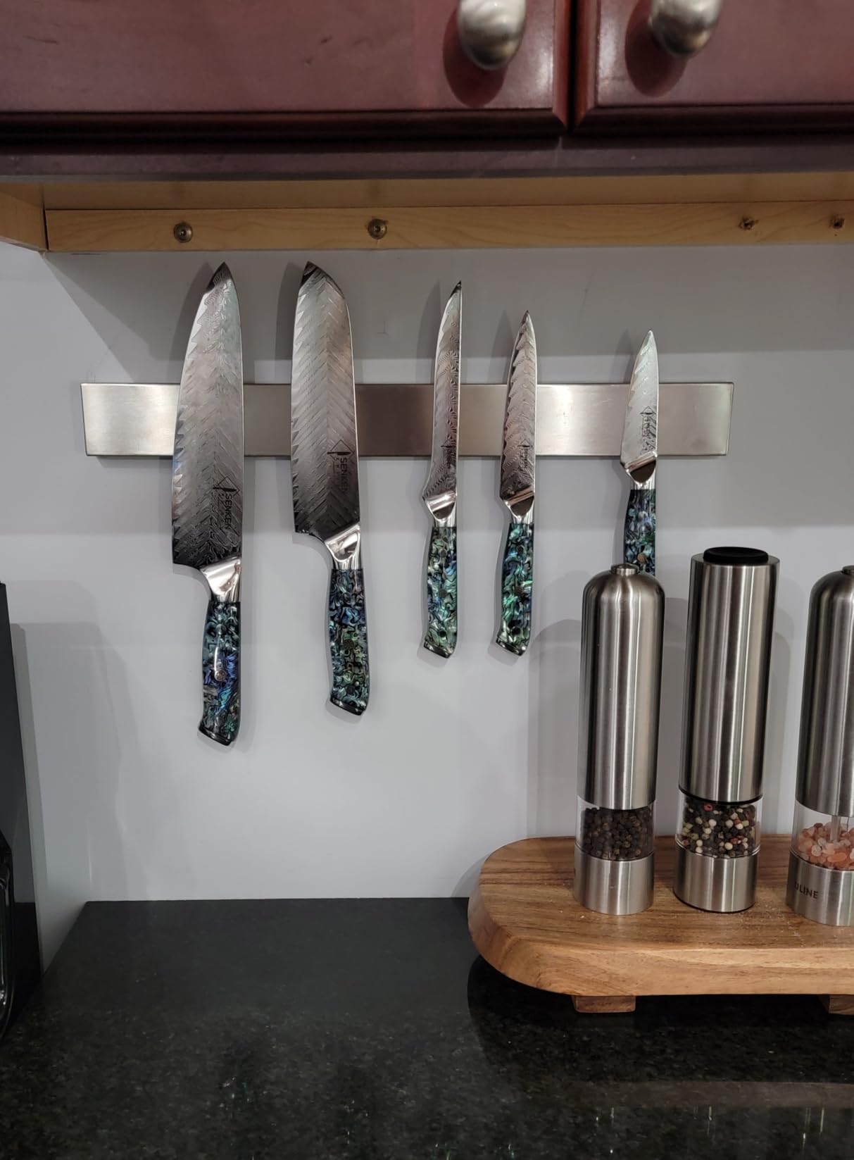 HMmagnets Premium 17 Inch Stainless Steel Magnetic Knife Holder For Wall | Professional Magnetic Knife Strip - Space-Saving Knife Rack / Knife Bar With Powerful Magnetic Pull Force (Upgraded Version) customer photo 1