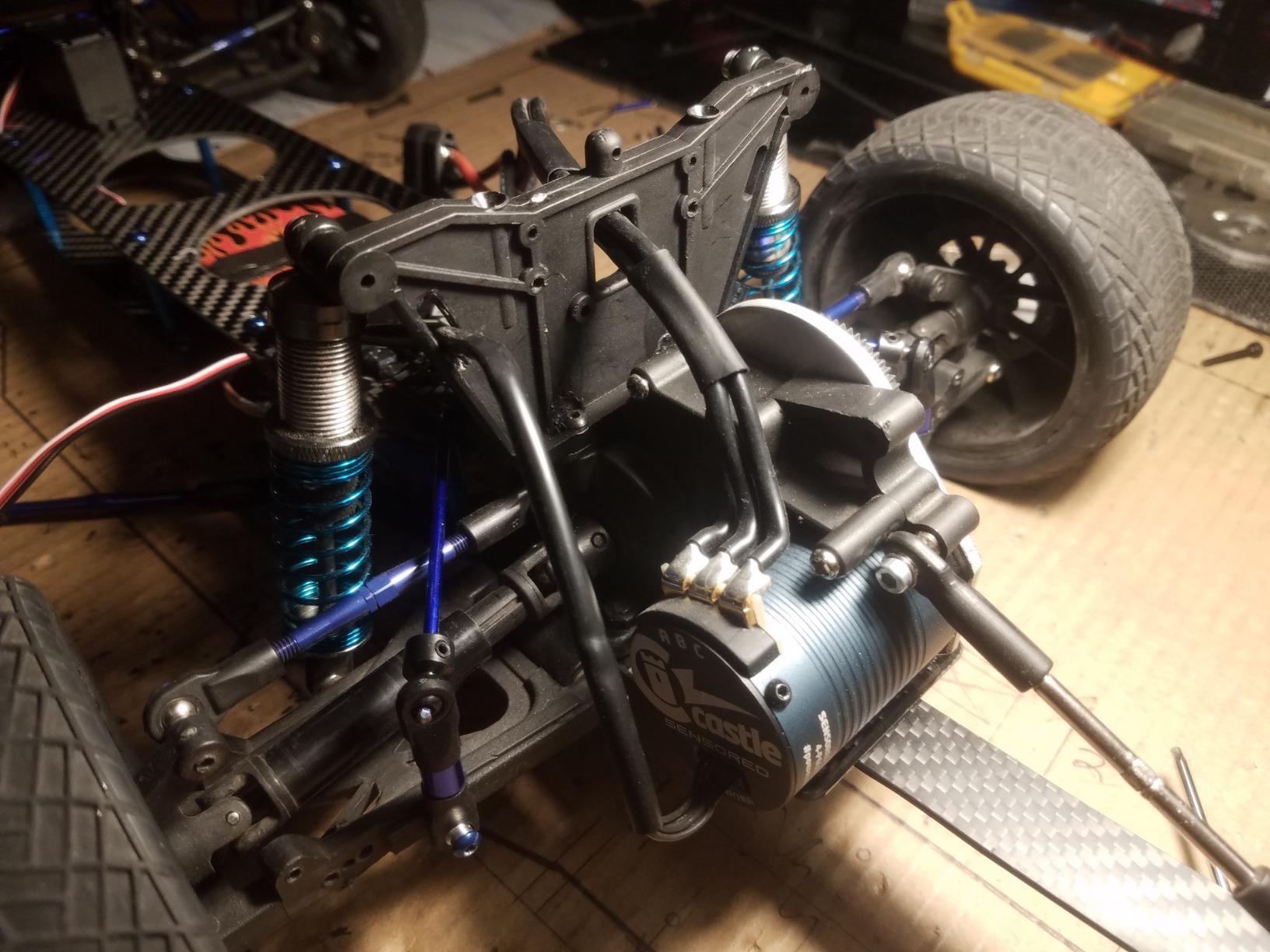 Mamba X, 25.2V WP ESC and 1406-3800KV SENSORED Combo customer photo 2