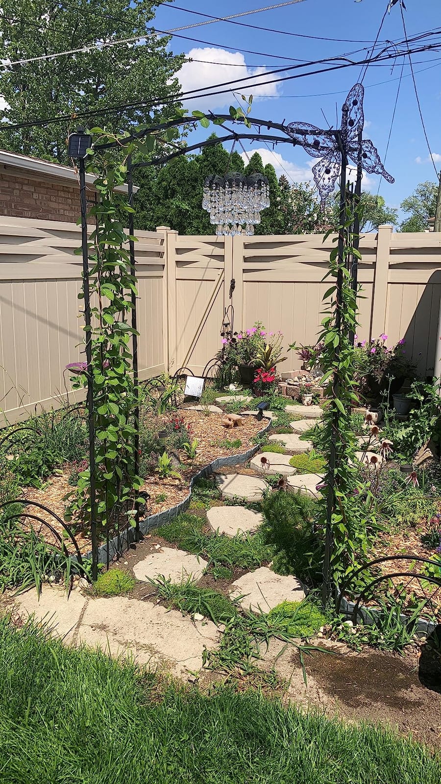 Best Choice Products 92in Steel Garden Arch Arbor Trellis for Outdoor, Yard, Garden, Climbing Plants w/Decorative Wire Lattice - Black customer photo 2