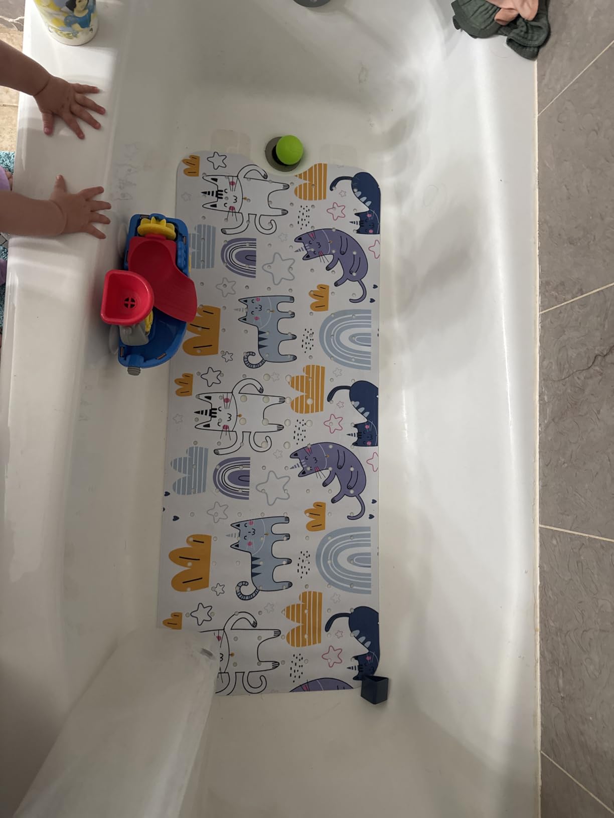 YINENN Bath and Shower Safety Mats 40x16 inch, Non Slip with Suction Cups for Bathroom Stall and Tub Floor, Extra Large and Machine Washable, Drain Holes Keep Bathtub Clean, Clear customer photo 2