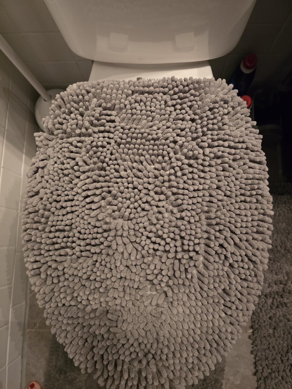 GORILLA GRIP Soft Chenille Toilet Lid Seat Cover, 19.5x18.5 Gray customer photo 2