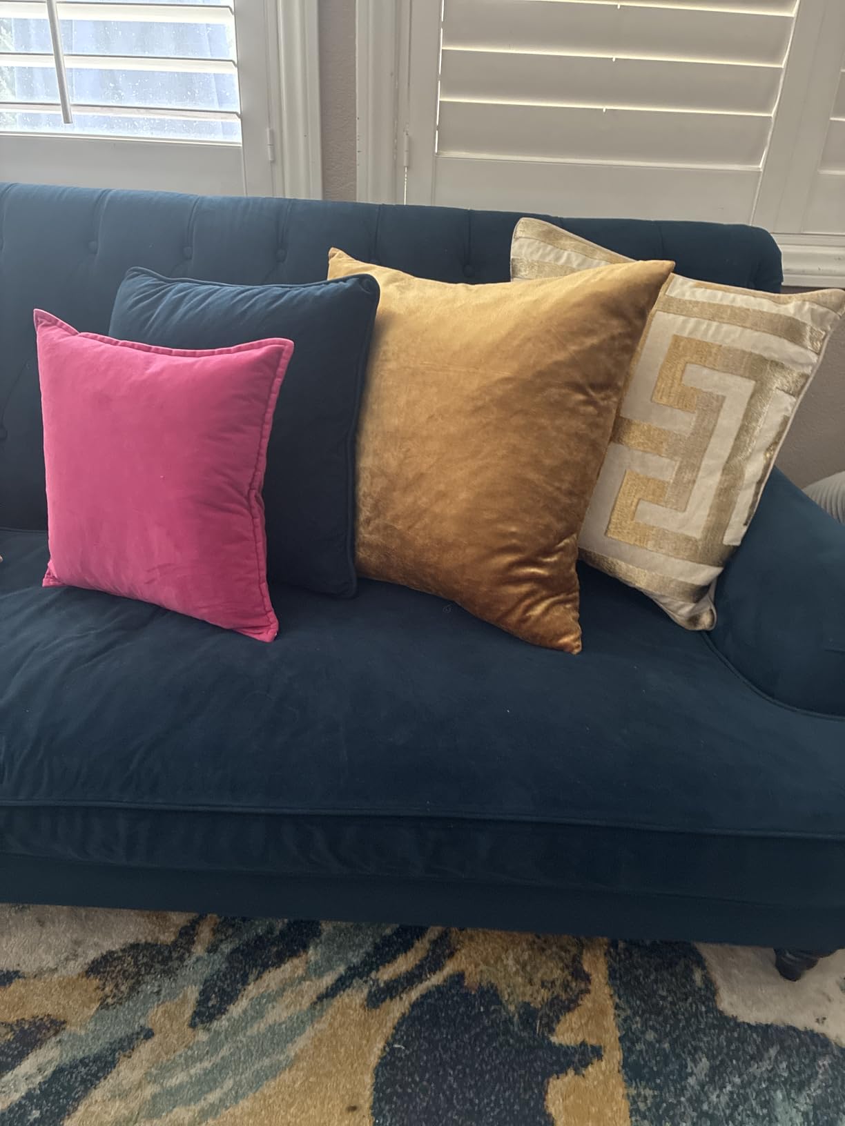 GIGIZAZA Gold Velvet Pillow Covers 18x18 Decorative Pillows Pack of 2 | Throw Pillows for Couch Sofa, 300gsm Soft Textured Fabric, Modern Square Accent Pillowcases, Luxury Cushion Covers customer photo 1