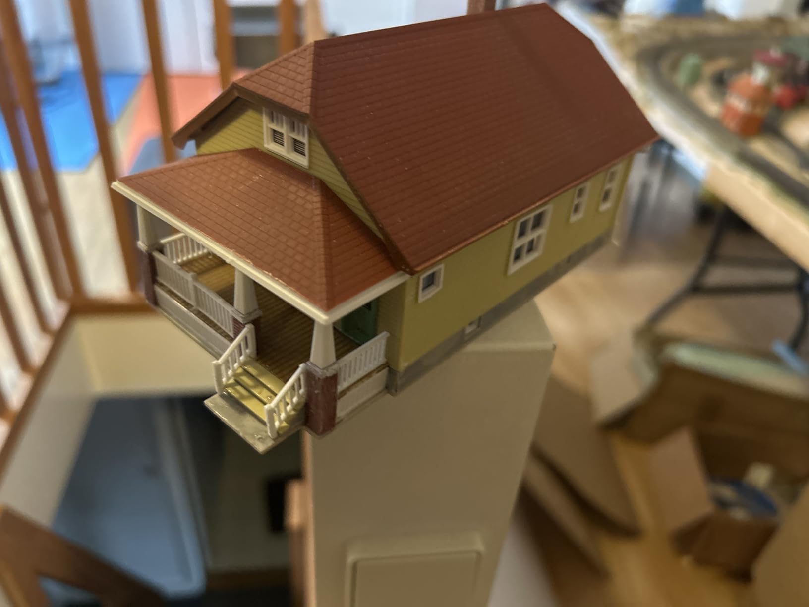Walthers Cornerstone American Bungalow 933-3787 HO Scale Model Railroad - Structure Kit customer photo 1