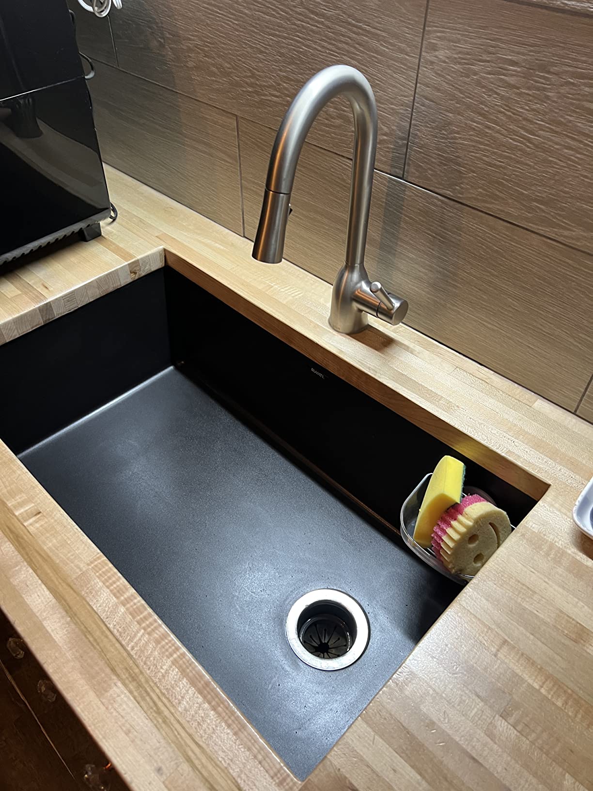 Ruvati 32x19-in Midnight Black epiGranite Undermount Kitchen Sink - RVG2033BK | granite composite quartz, single bowl customer photo 1