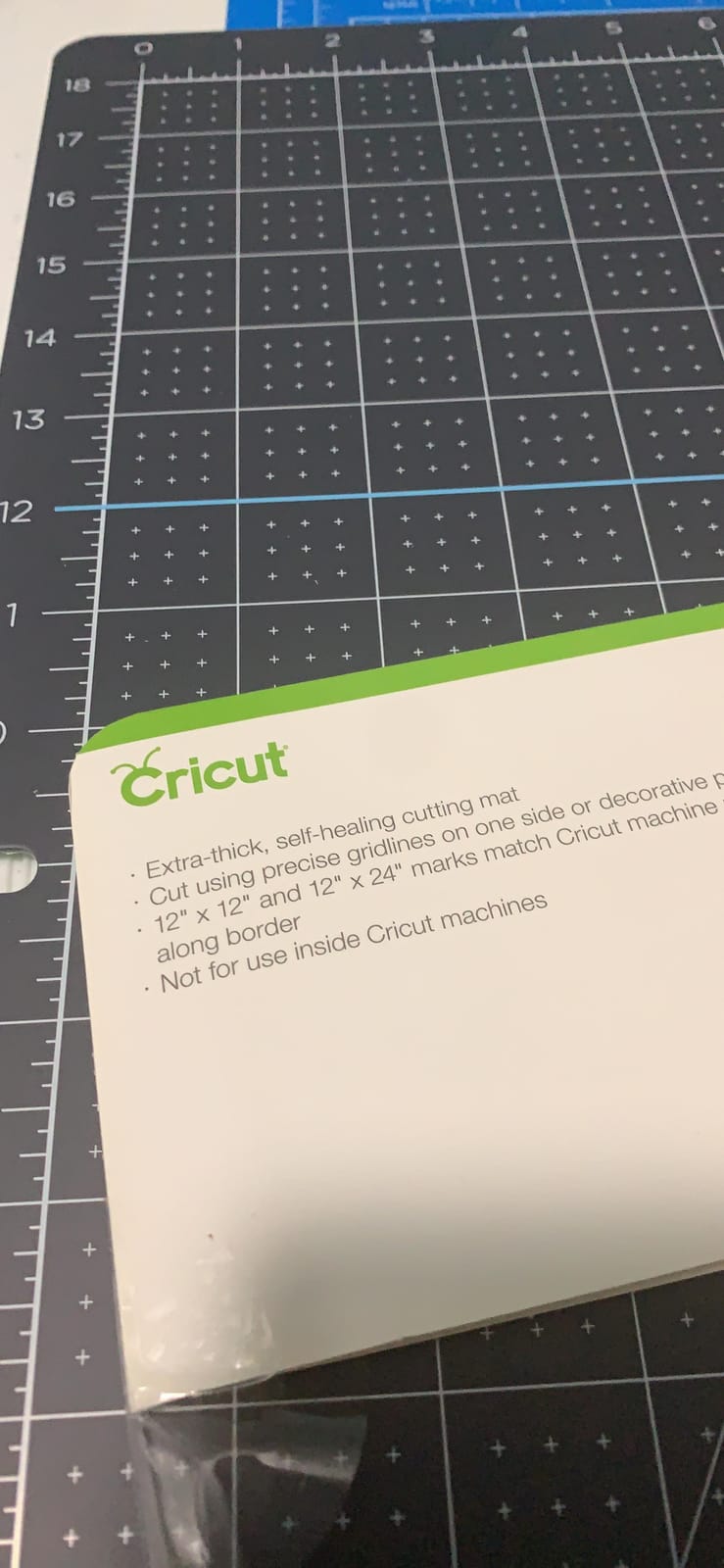 Cricut Self Healing Cutting Mat, Mint | Use with Cricut TrueControl Knife, Rotary Cutter, Craft Knife, Xacto Knife, Decorative, 2X Healing, Extra-Thick Cutting Mat customer photo 1