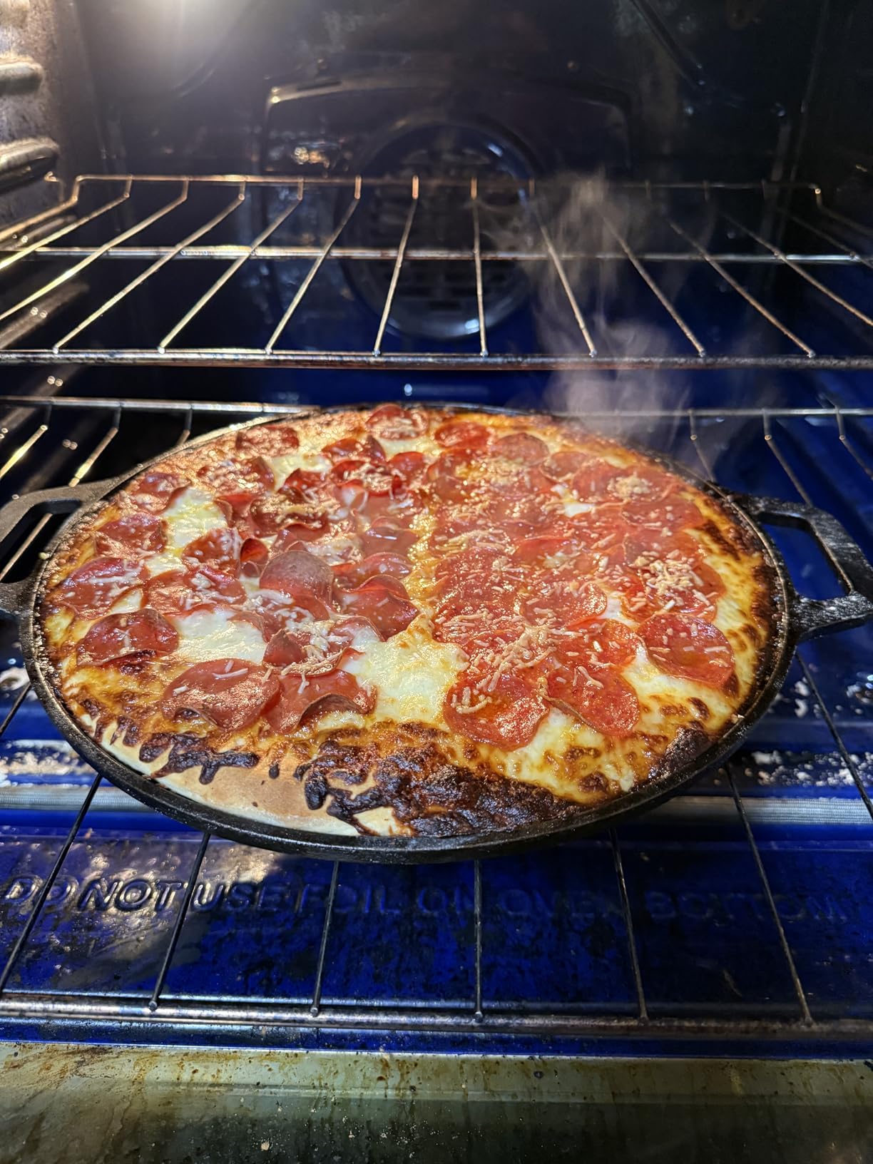 Classic Cuisine Cast Iron Pizza Pan, Even-Heating Cast Iron Cookware, 16.5