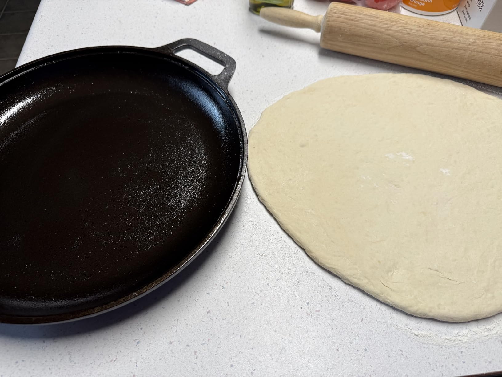 Classic Cuisine Cast Iron Pizza Pan, Even-Heating Cast Iron Cookware, 16.5