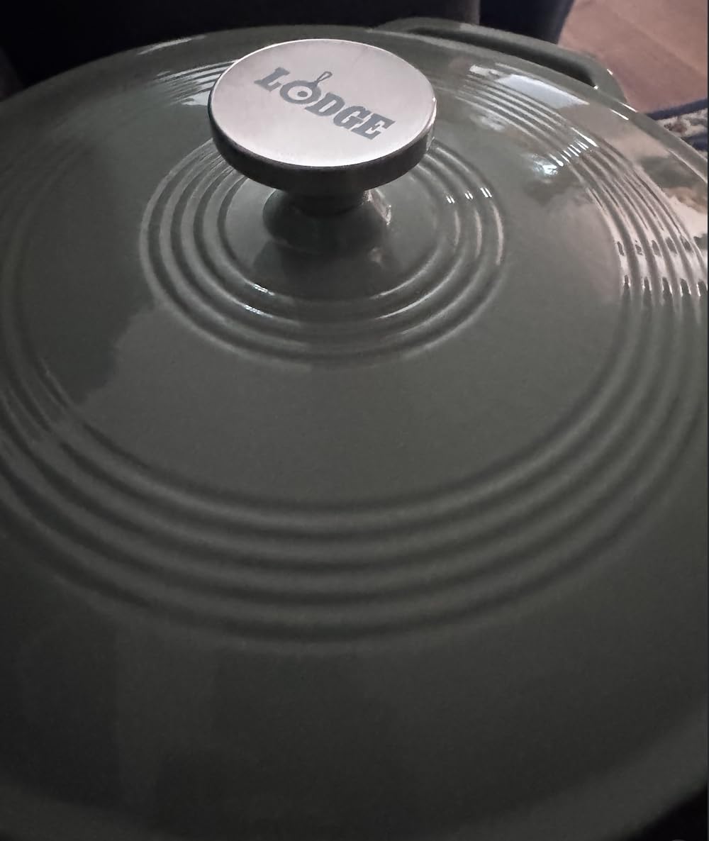 Lodge Essential Enamel Cast Iron Braiser, 3.6 Quart, Oyster White customer photo 1