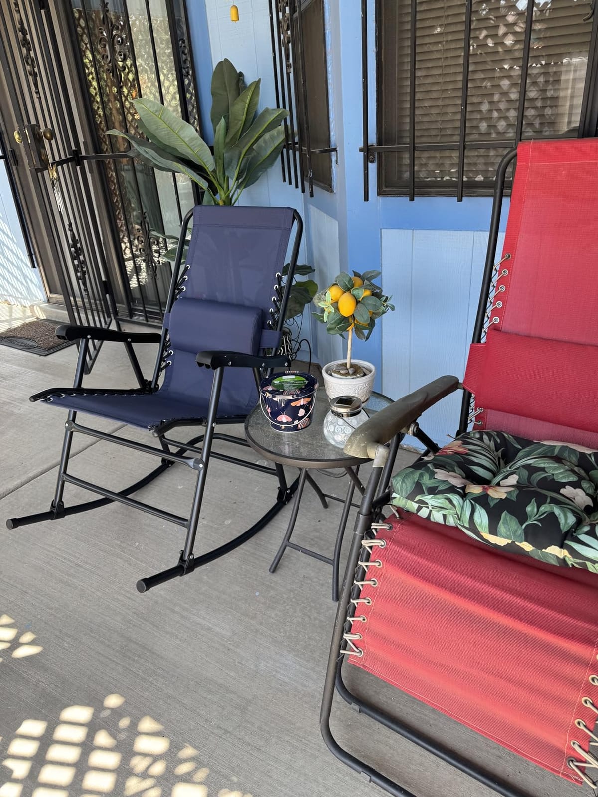 Amazon Basics Outdoor Portable Folding Rocking Chair with Headrest, Ergonomic Design, Weather-resistant Patio Reclining Lounge Chair for Porch, 33.6 x 37.4 x 26 inch, Beige customer photo 1