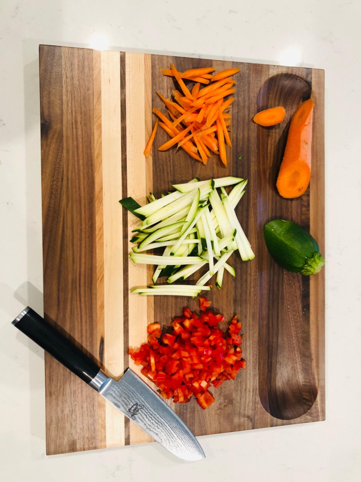 Sonder Los Angeles Motley Cutting Board, Walnut Cherry Maple, 17x13x1.1 in | Non-toxic, Edge Grain, Crackerwell for Charcuterie and Meal Prep, Built-in Handles, Reversible, Gift Box Included, 5.5 lbs customer photo 1