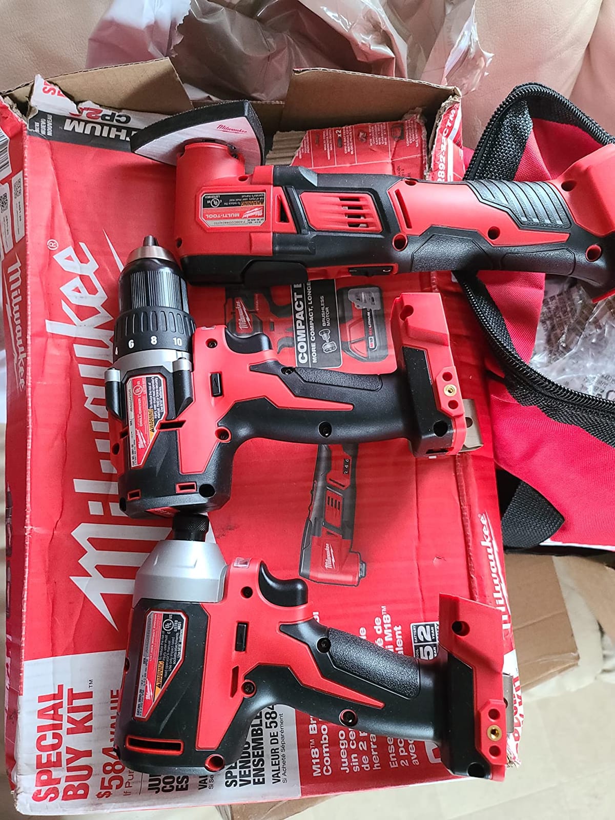 Milwaukee 2892-22CT M18 Compact Brushless 2-Tool Combo Kit, Drill Driver/Impact Driver customer photo 1