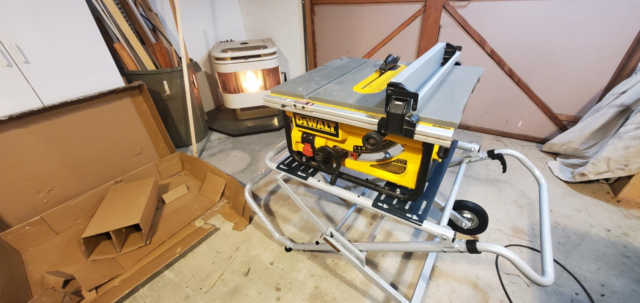 POWERTEC Table Saw Stand with Wheels, Portable Stand w/ 330Lbs Load Capacity, Foldable Design for Easy Storage in Garage, Compatible with Dewalt Table Saw (MT4009) customer photo 2