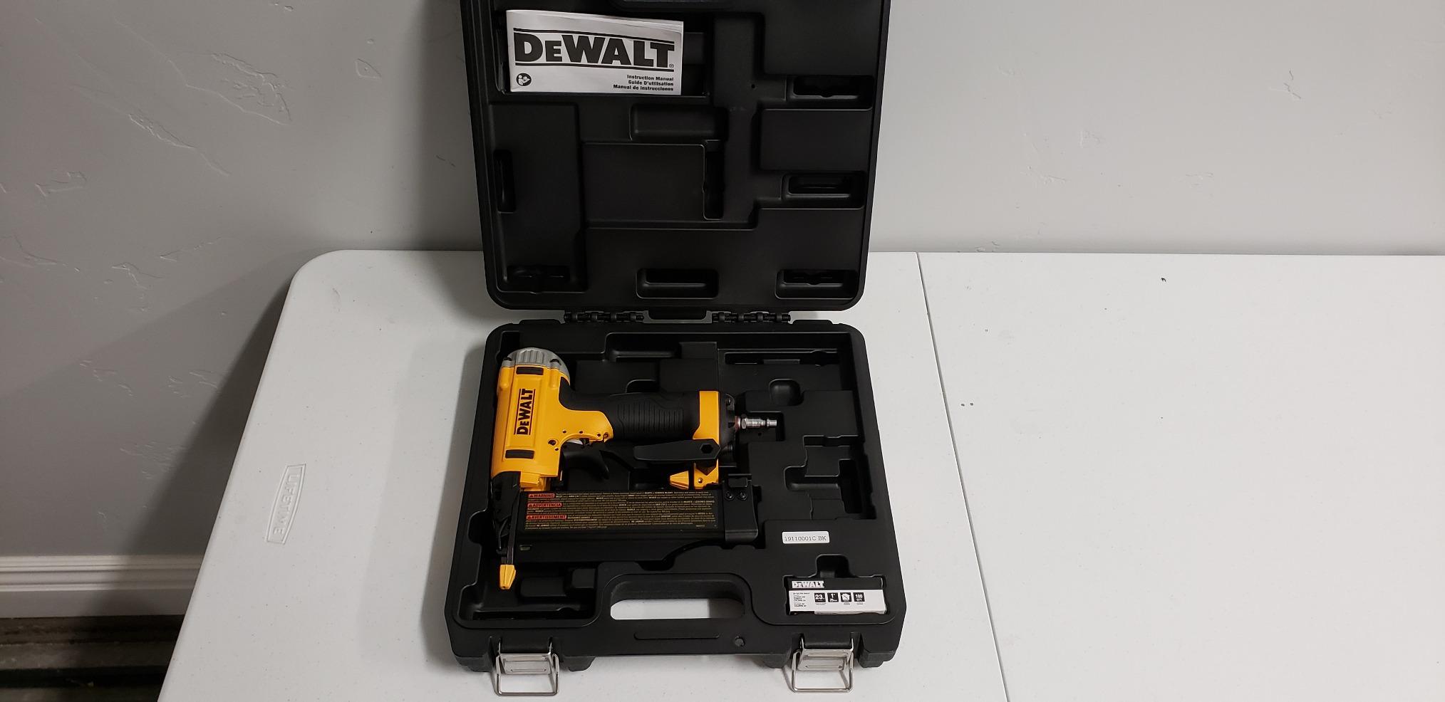 DEWALT Pin Nailer, 23 Gauge, 2-Inch (DWFP2350K) customer photo 1