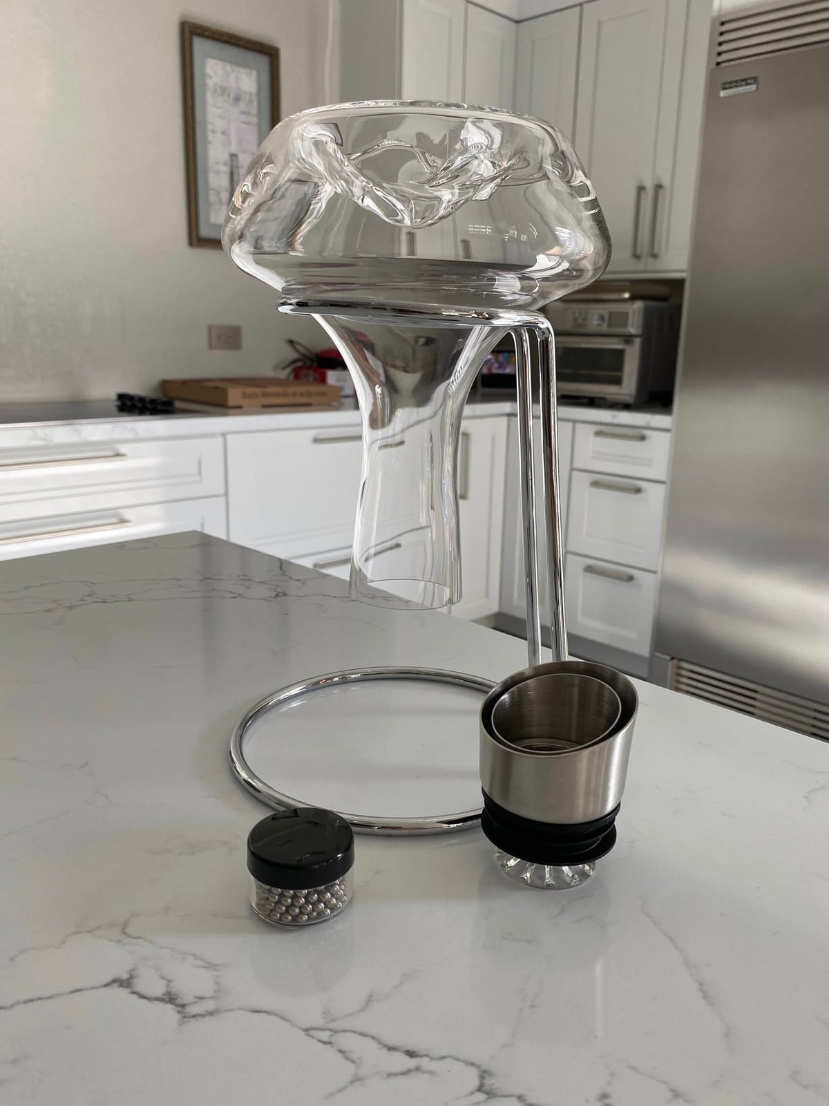 YouYah Iceberg Wine Decanter Set with Aerator Filter, Drying Stand and Cleaning Beads, 1400ML customer photo 2