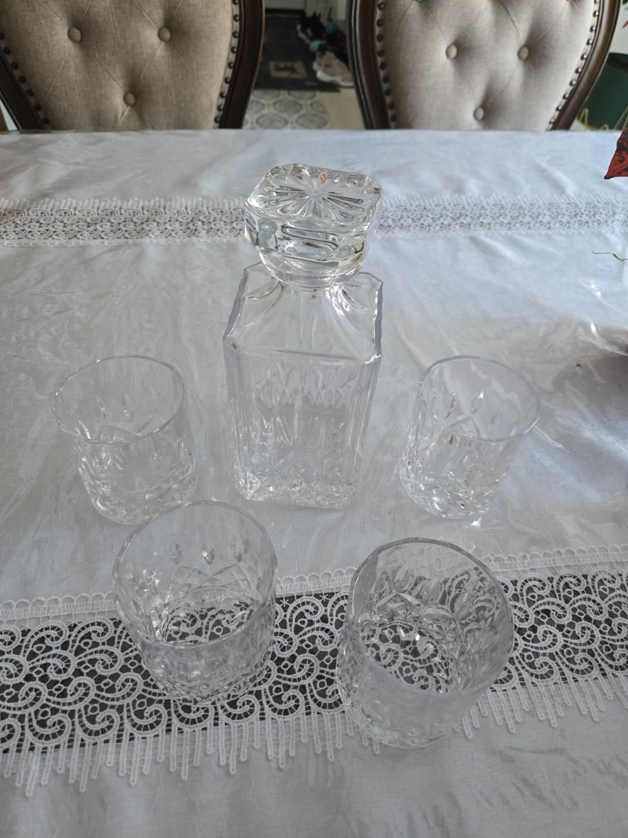 KANARS Whiskey Decanter And Glasses Set in Unique Gift Box - Original Crystal Liquor Decanter Set For Bourbon, Scotch, Vodka, Rum or Whisky, 5-Piece, Gifts for Men Dad customer photo 1
