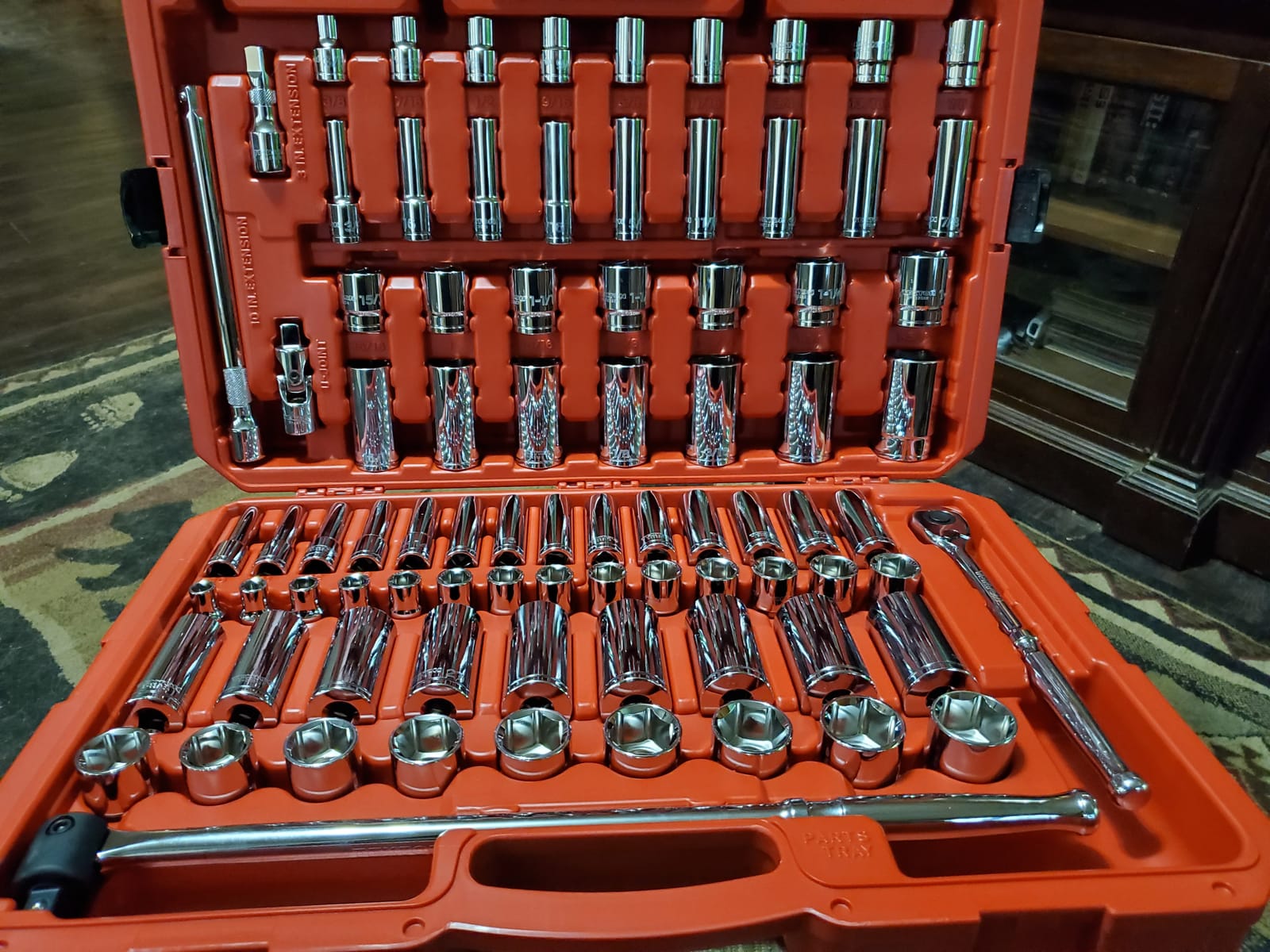 TEKTON 1/2 Inch Drive 6-Point Socket Ratchet Set, 83-Piece | SKT25302 customer photo 1