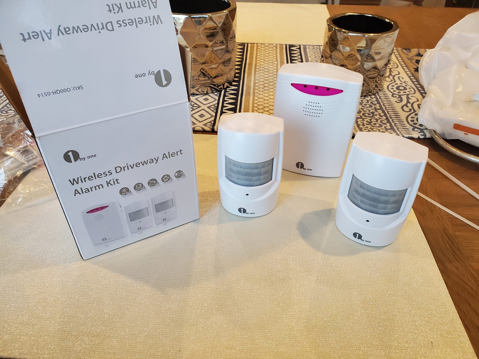 1byone Driveway Alarm Wireless Outside, 1 Receiver 2 Infrared Sensors | Motion Sensor Alarm 1000ft/300m Range, Extra Loud Chimes, Weatherproof, Security Alarm System Protect Indoor/Outdoor Property customer photo 1