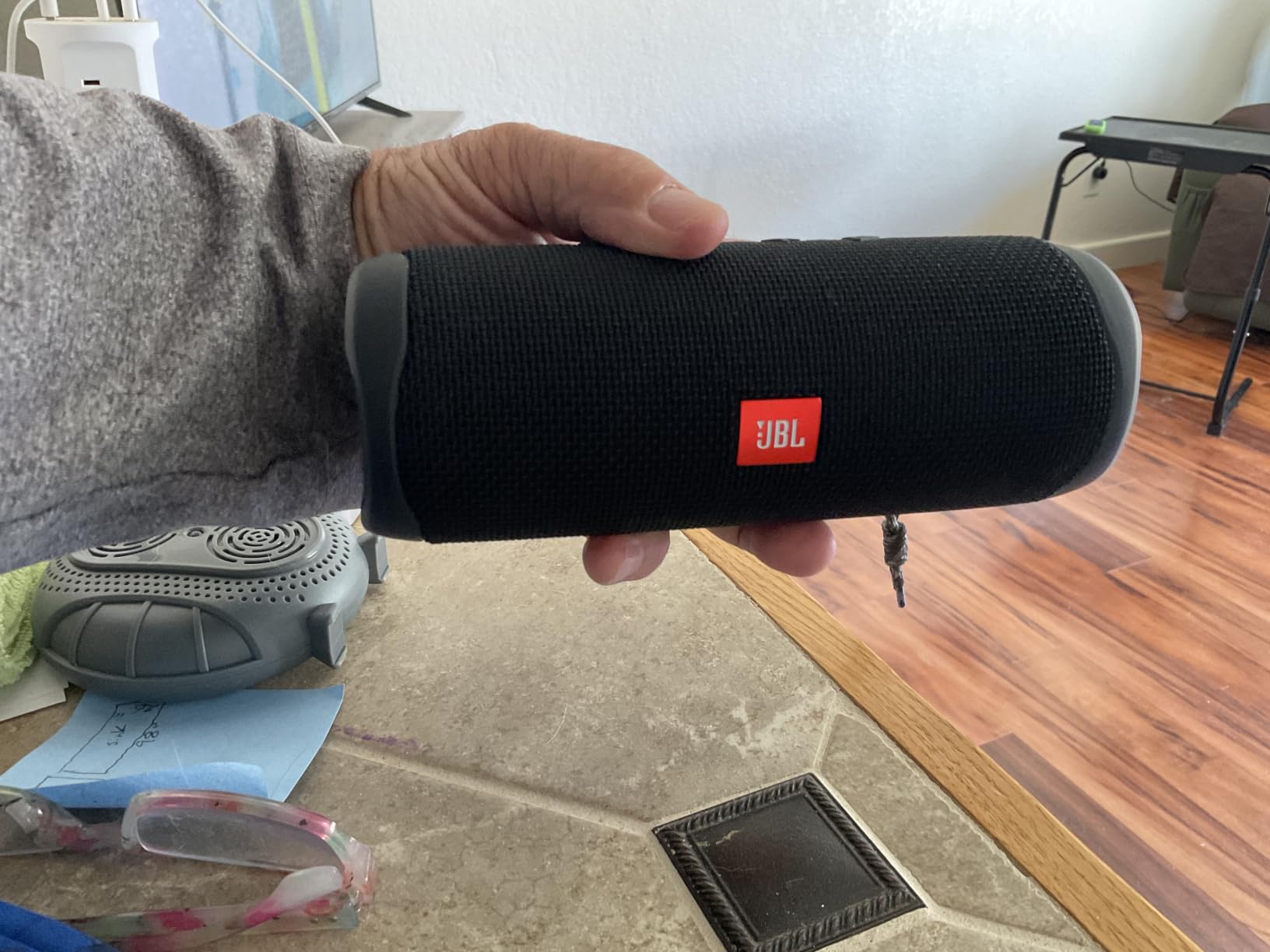 JBL FLIP 5, Waterproof Portable Bluetooth Speaker, Black, Small customer photo 2