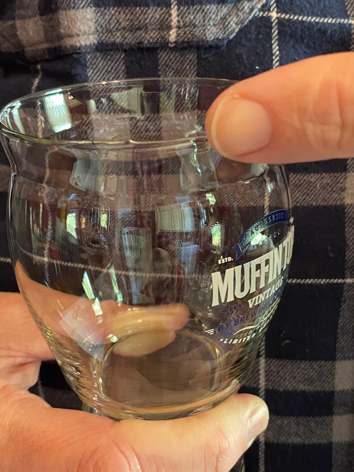 Brewing America The Muffin Top® Nucleated Beer Glass for Better Tasting Craft Beer & Cider - Tulip Shape and Nucleation for Enhanced Taste and Aroma for Ultimate IPAs (Muffin Top Clear 4-Pack) customer photo 1