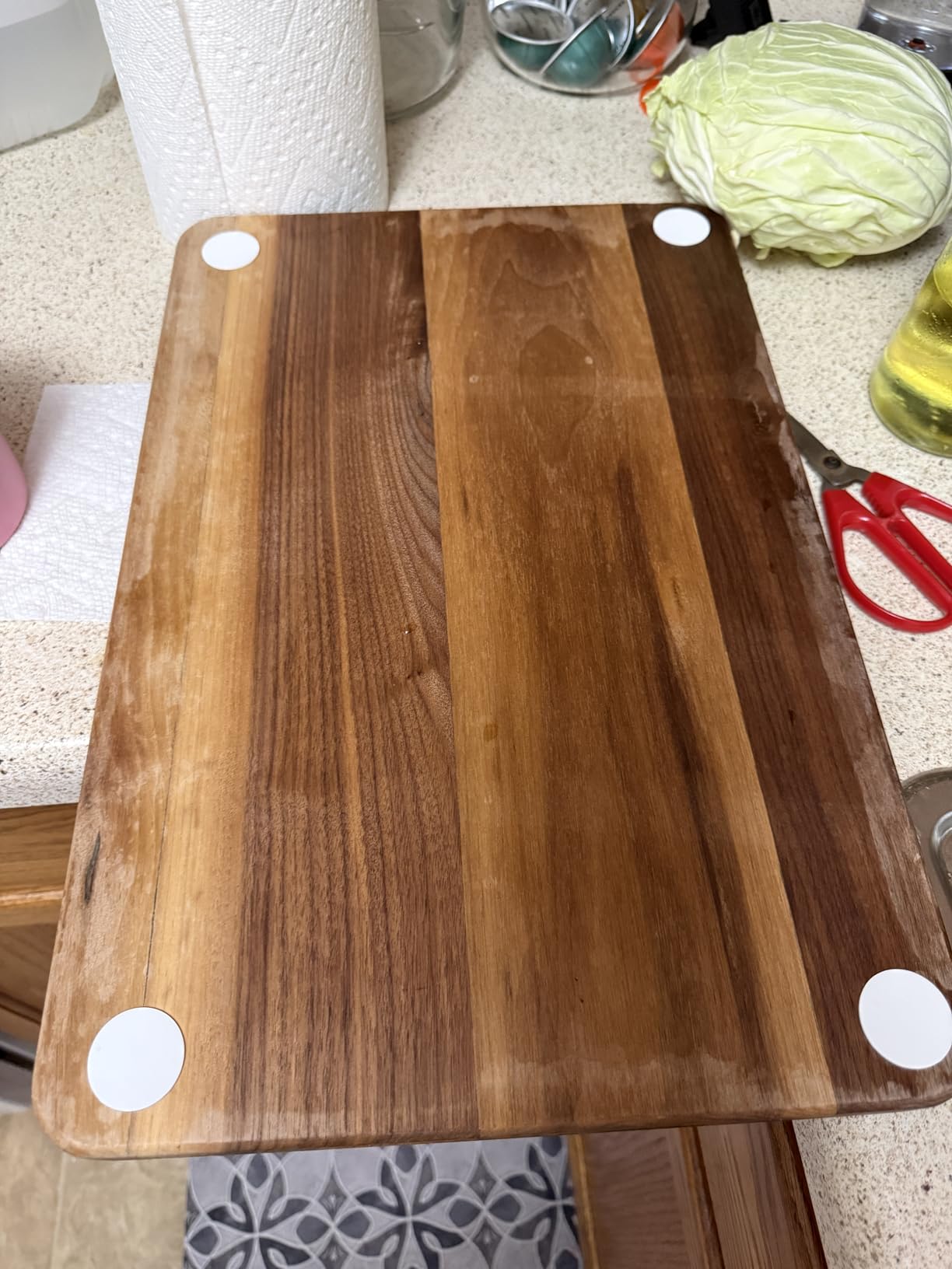 AZRHOM Thick Walnut Wood Cutting Board 18x12 in Large Wooden Chopping Board | Cut Board for Kitchen with Juice Groove Handles, Non-slip Mats,Reversible Butcher Block, Chopping Board customer photo 2