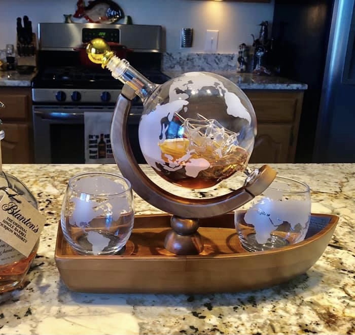 Godinger Whiskey Decanter Ship Globe Set with 2 World Whisky Glasses - for Liquor, Scotch, Bourbon, Vodka - 850ml customer photo 1
