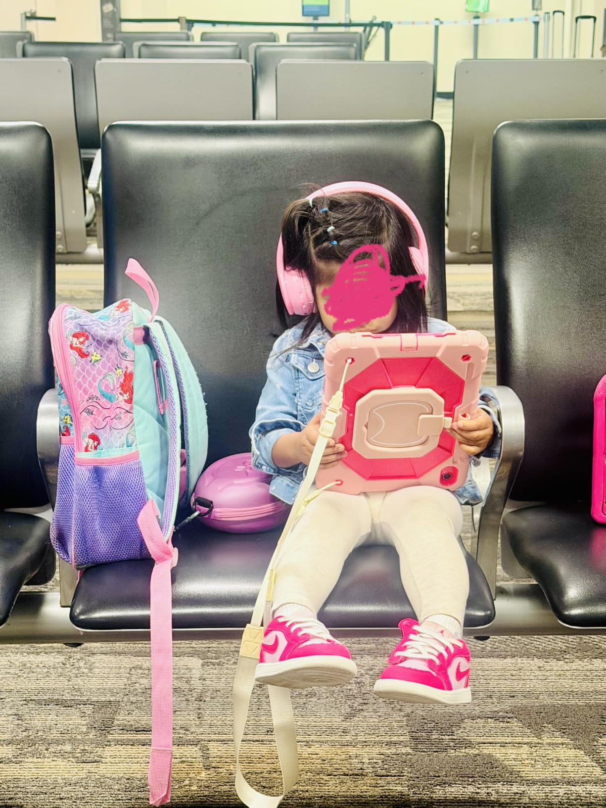 Kids Bluetooth Headphones Wireless 68 Hours,Safe Volume Limit 85/94dB Pink customer photo 1
