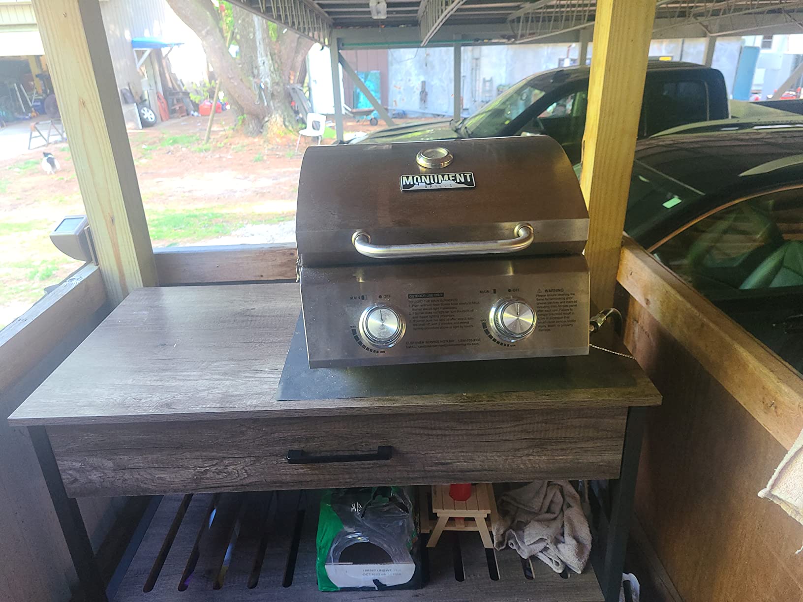 Monument Grills Tabletop Propane Gas Grill for Outdoor Portable Camping Cooking with Travel Locks, Stainless Steel High Lid, and Built in Thermometer customer photo 1