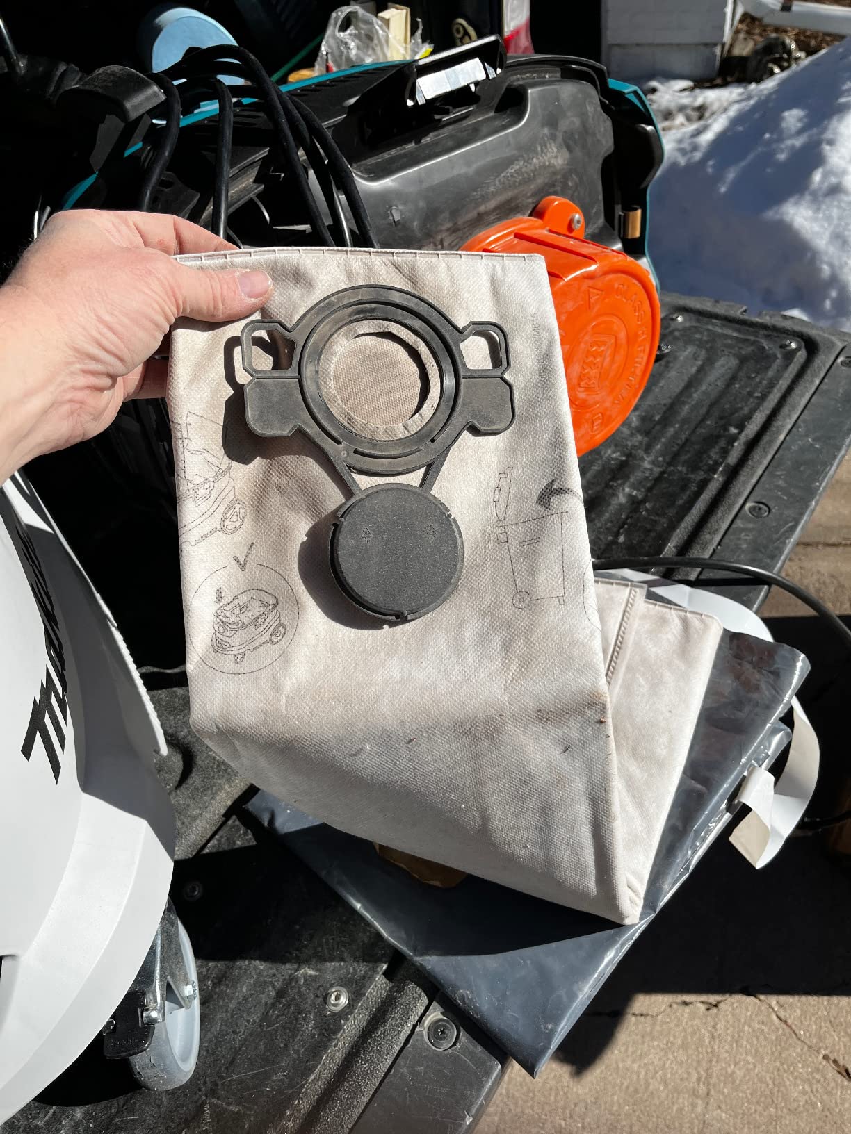 Makita VC4210L 11 Gallon Wet/Dry HEPA Filter Dust Extractor/Vacuum customer photo 2