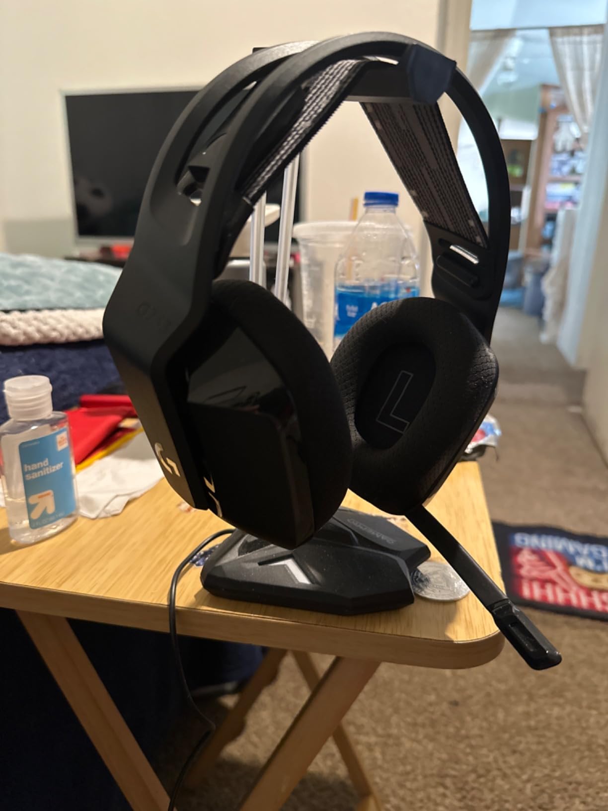 Logitech G733 Lightspeed Wireless Gaming Headset - Black customer photo 1