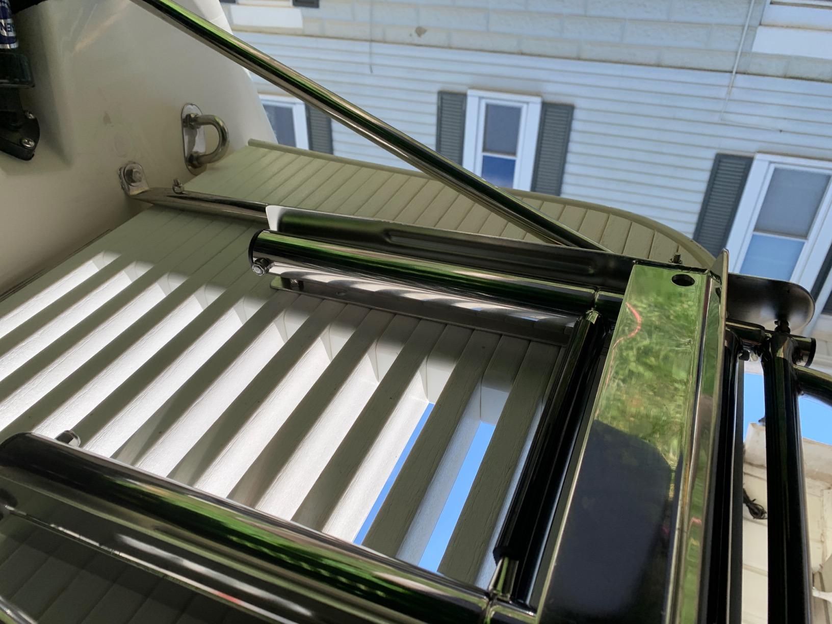4 Step Boat Ladder Under Platform Slide Mount Boat Boarding Ladder, Telescoping Ladder with a Carry Handle and Mounting Screws, Press-Type Spring Latch (4 Steps) customer photo 2